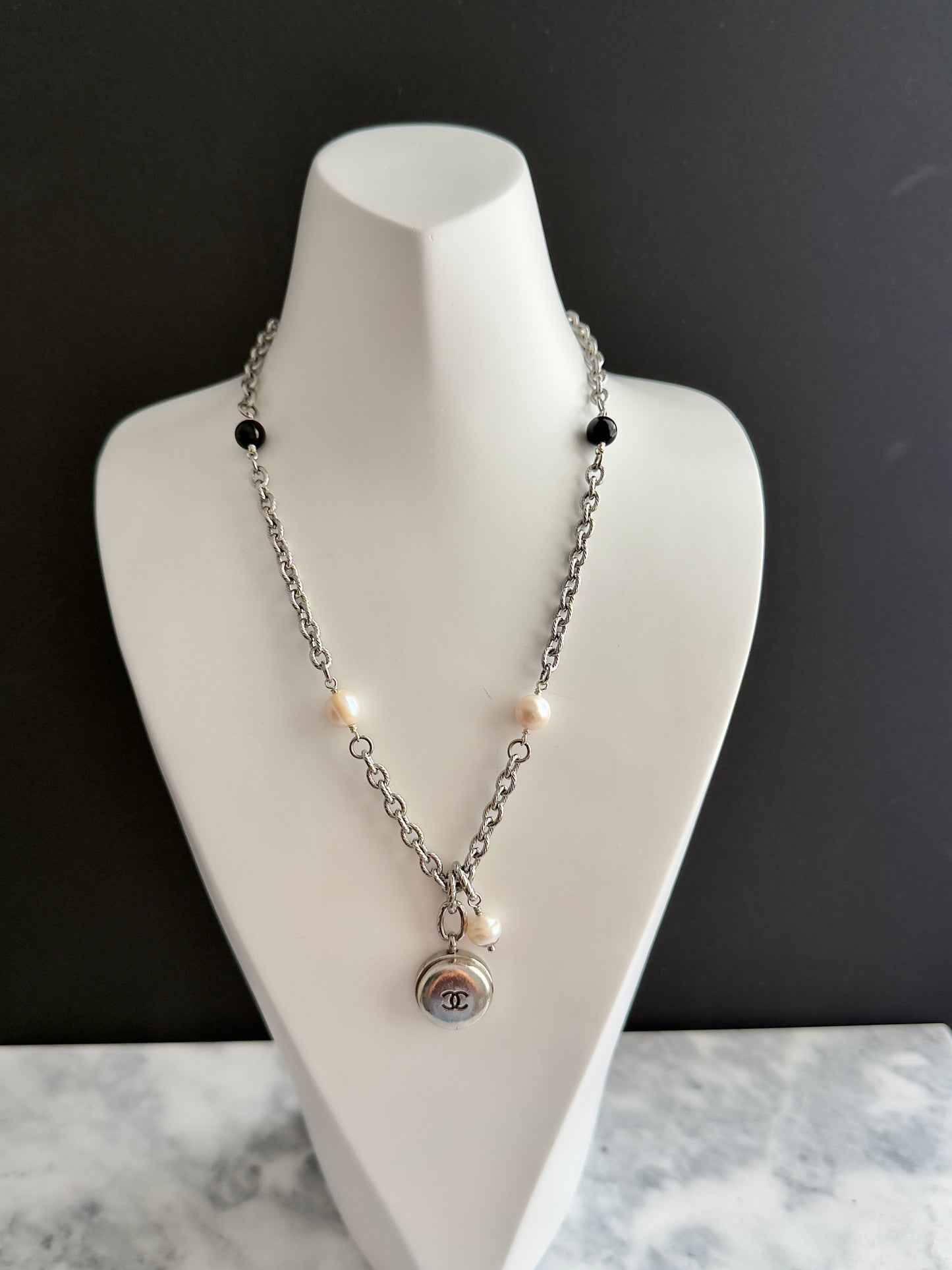 🖤 Extremely rare Authentic Reworked silver Button Necklace