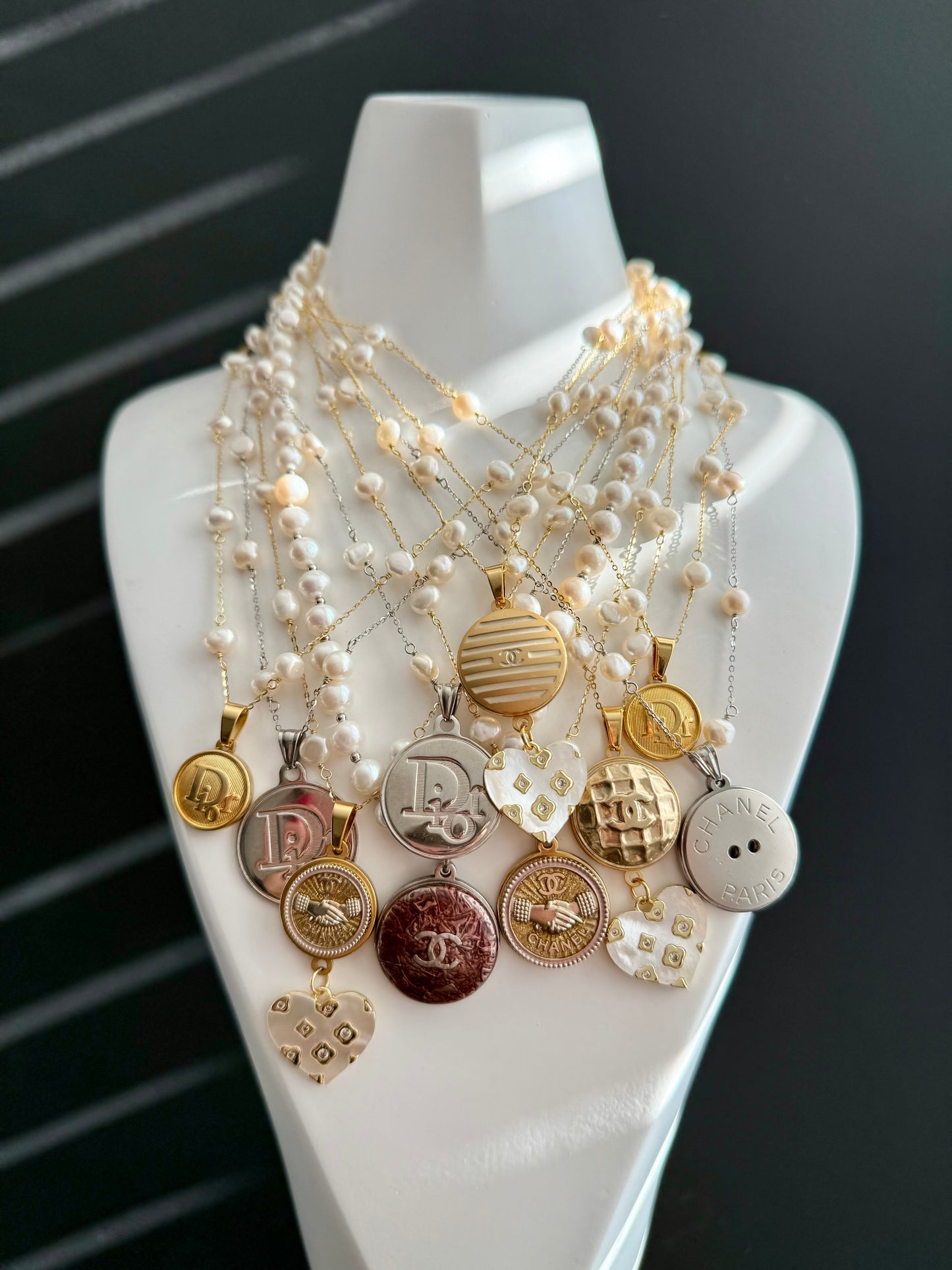 ✨ SMALL DELICATE PENDANT One of a kind delicate Authentic Reworked Vintage button necklace