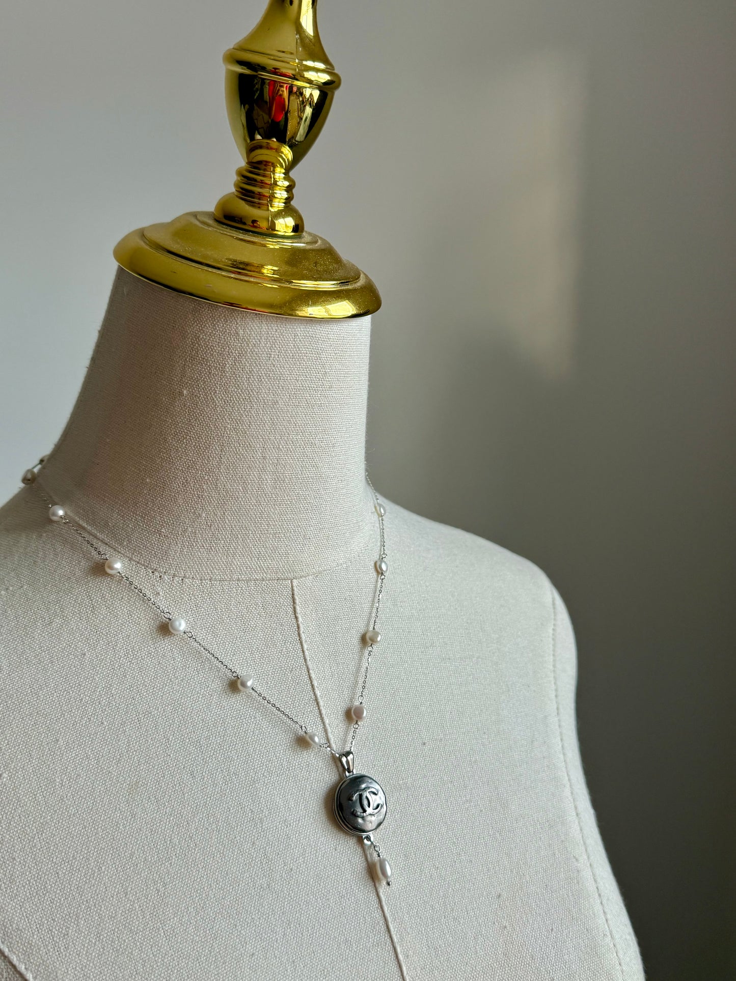 🖤 One of a kind delicate Authentic Reworked button necklace
