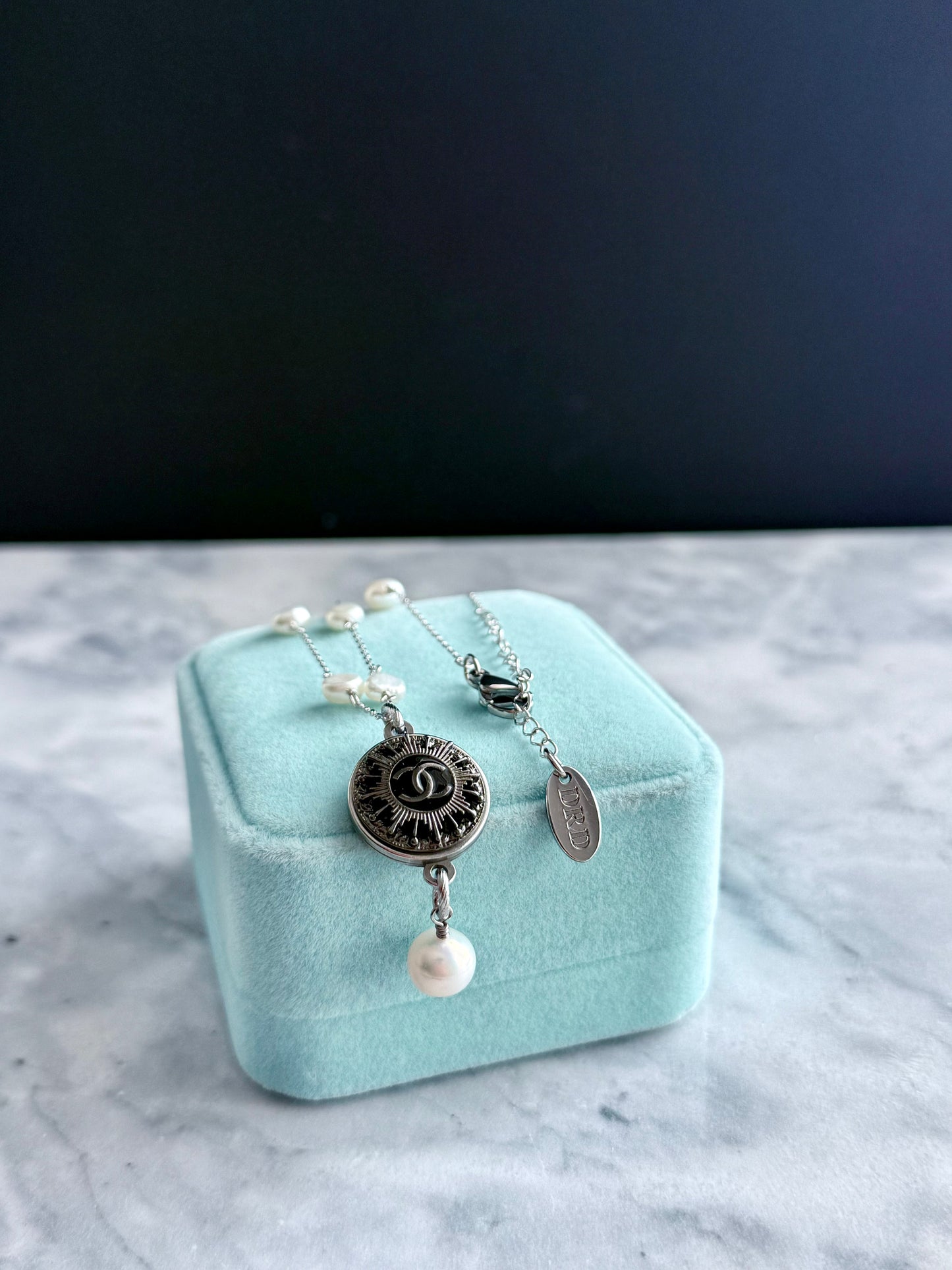 🤍 One of a kind Authentic Reworked button pearl necklace