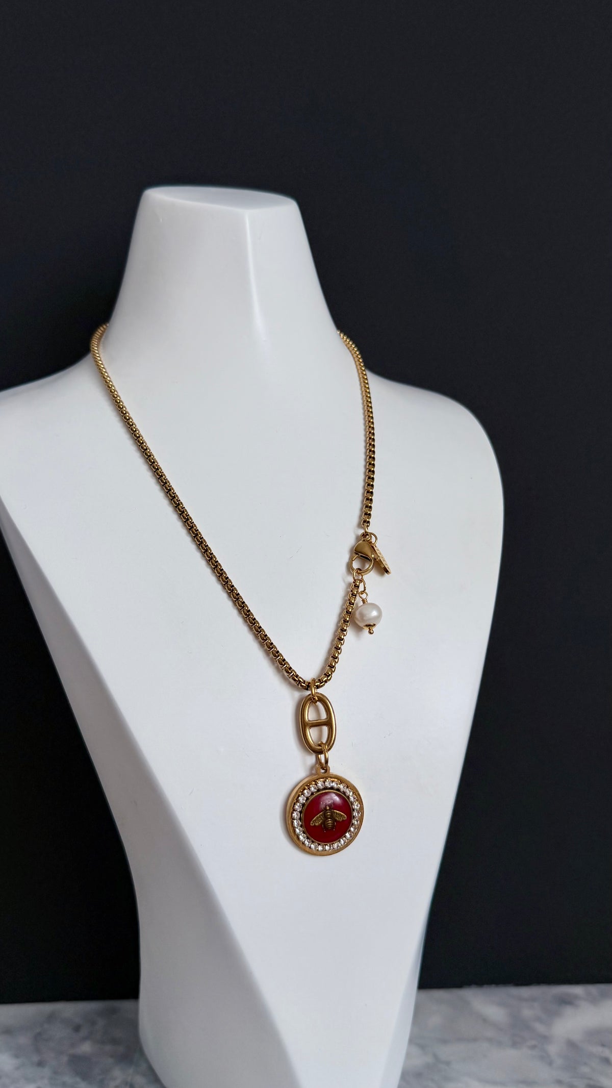 ✨🐝❤️Vintage Gold Gucci charm chain necklace • extremely rare ✨