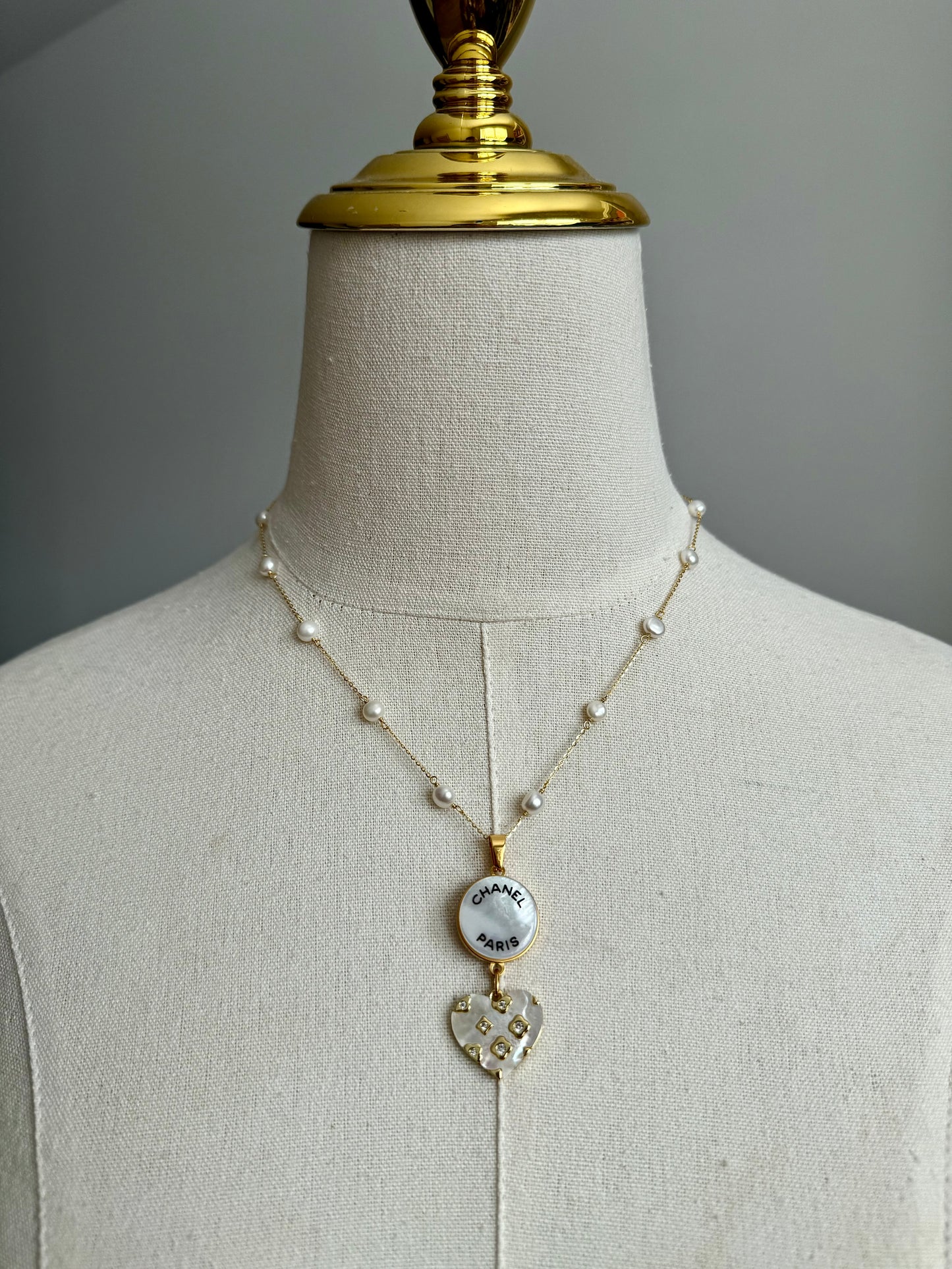 🤍 One of a kind delicate Authentic Reworked button necklace
