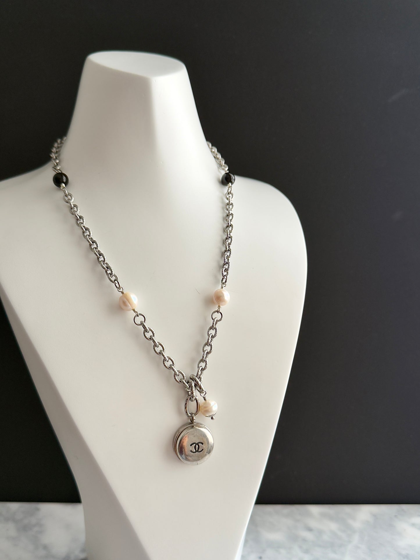 🖤 Extremely rare Authentic Reworked silver Button Necklace