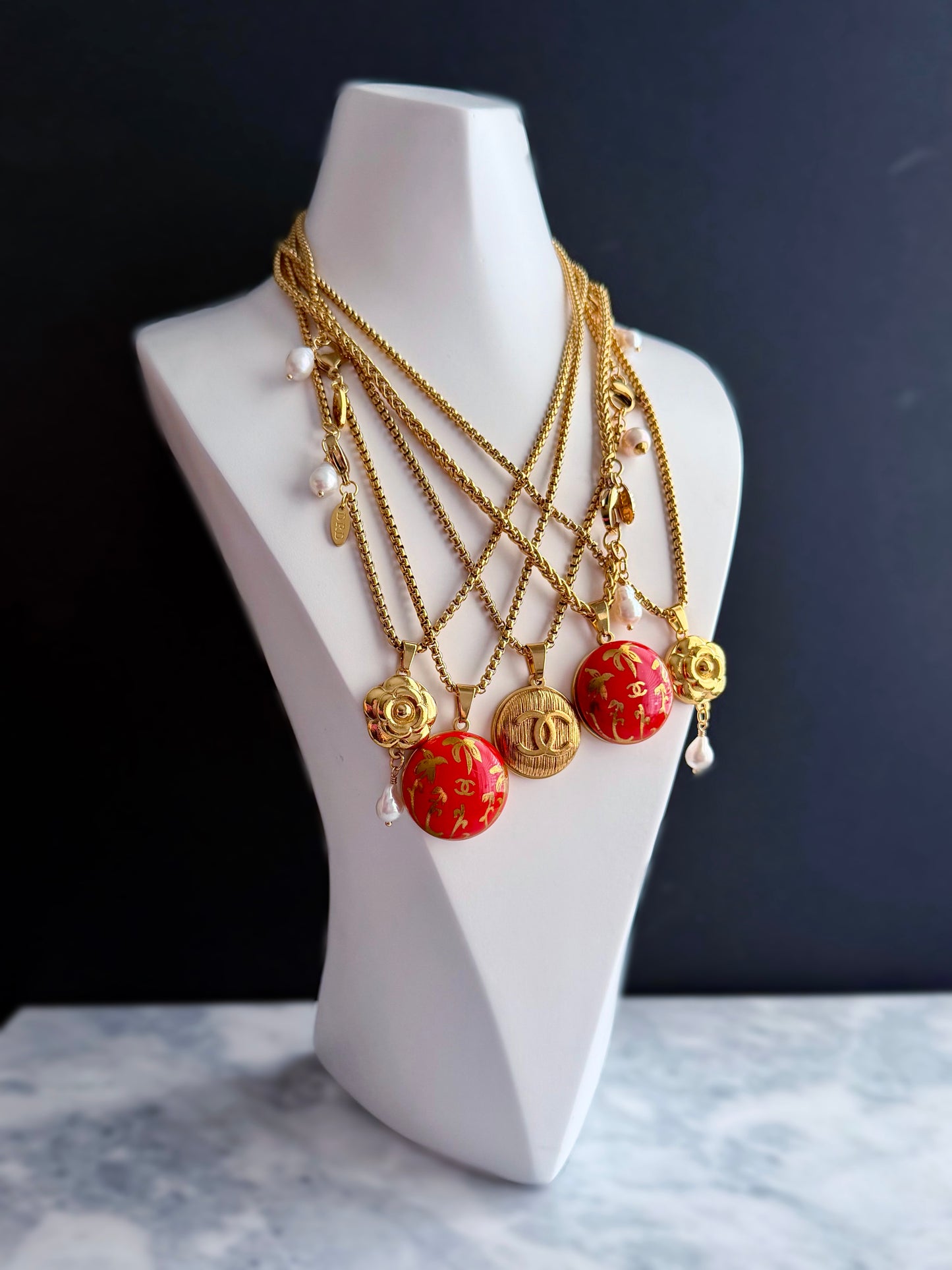 🌼 CAMELLIA 🌼 Extremely rare Vintage Authentic reworked Gold button Necklace - ONE OF A KIND