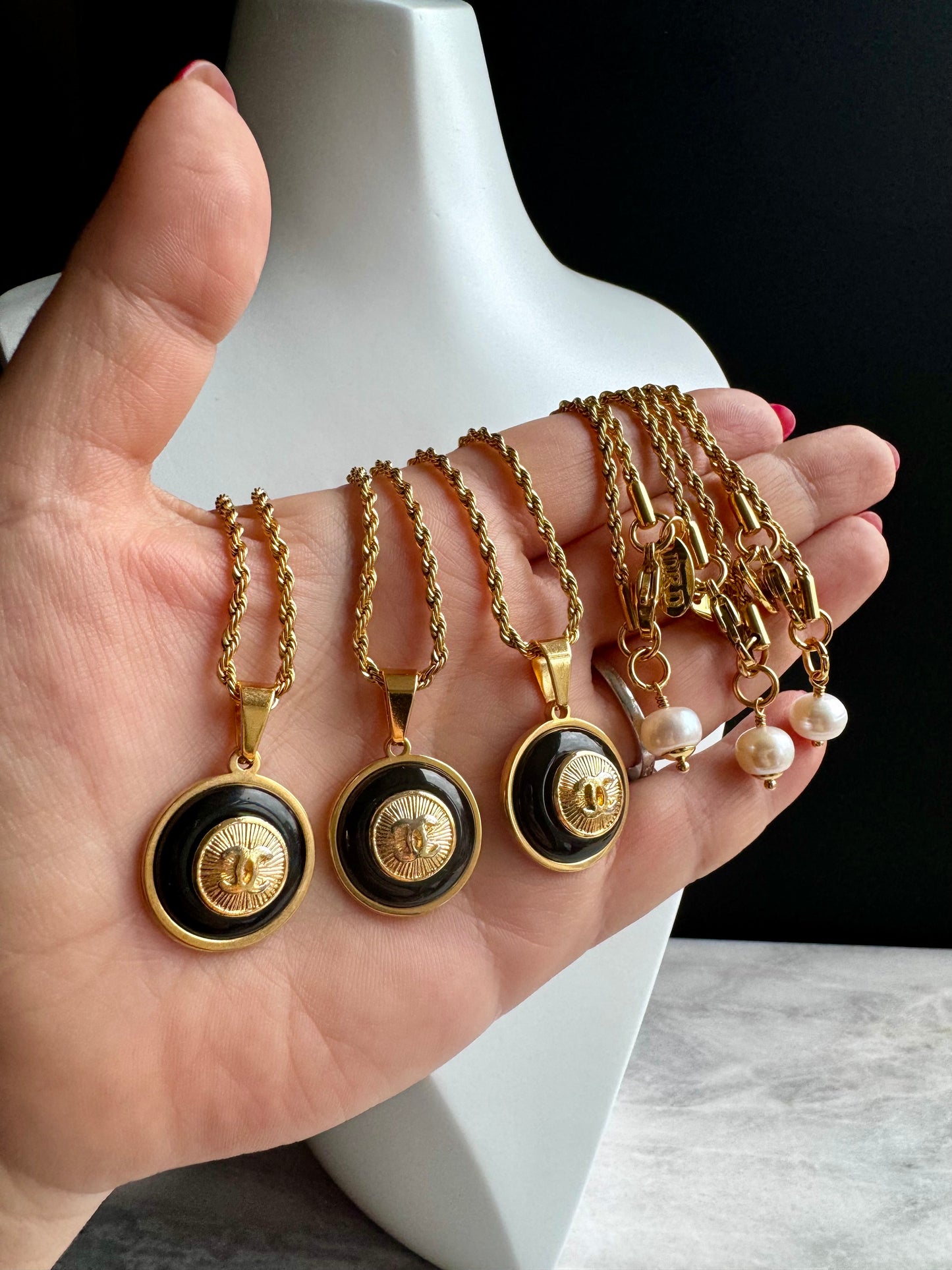 Small Black onyx pendant Vintage Authentic reworked Gold button Necklace