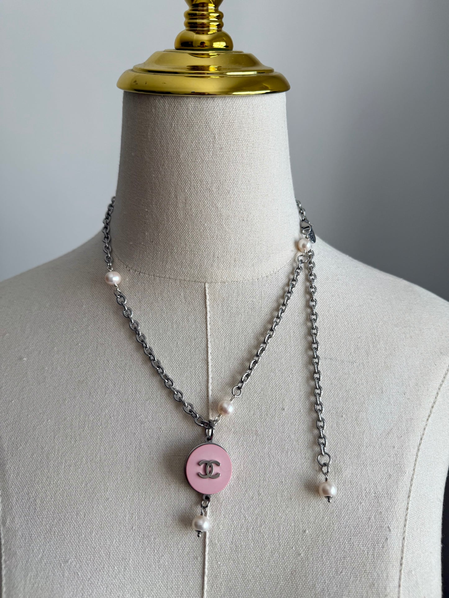 🖤 Extremely rare Authentic Reworked silver Button Necklace