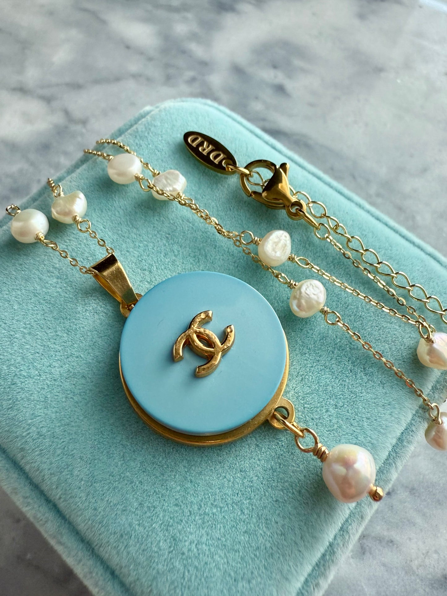 🩵 One of a kind delicate Authentic Reworked button necklace