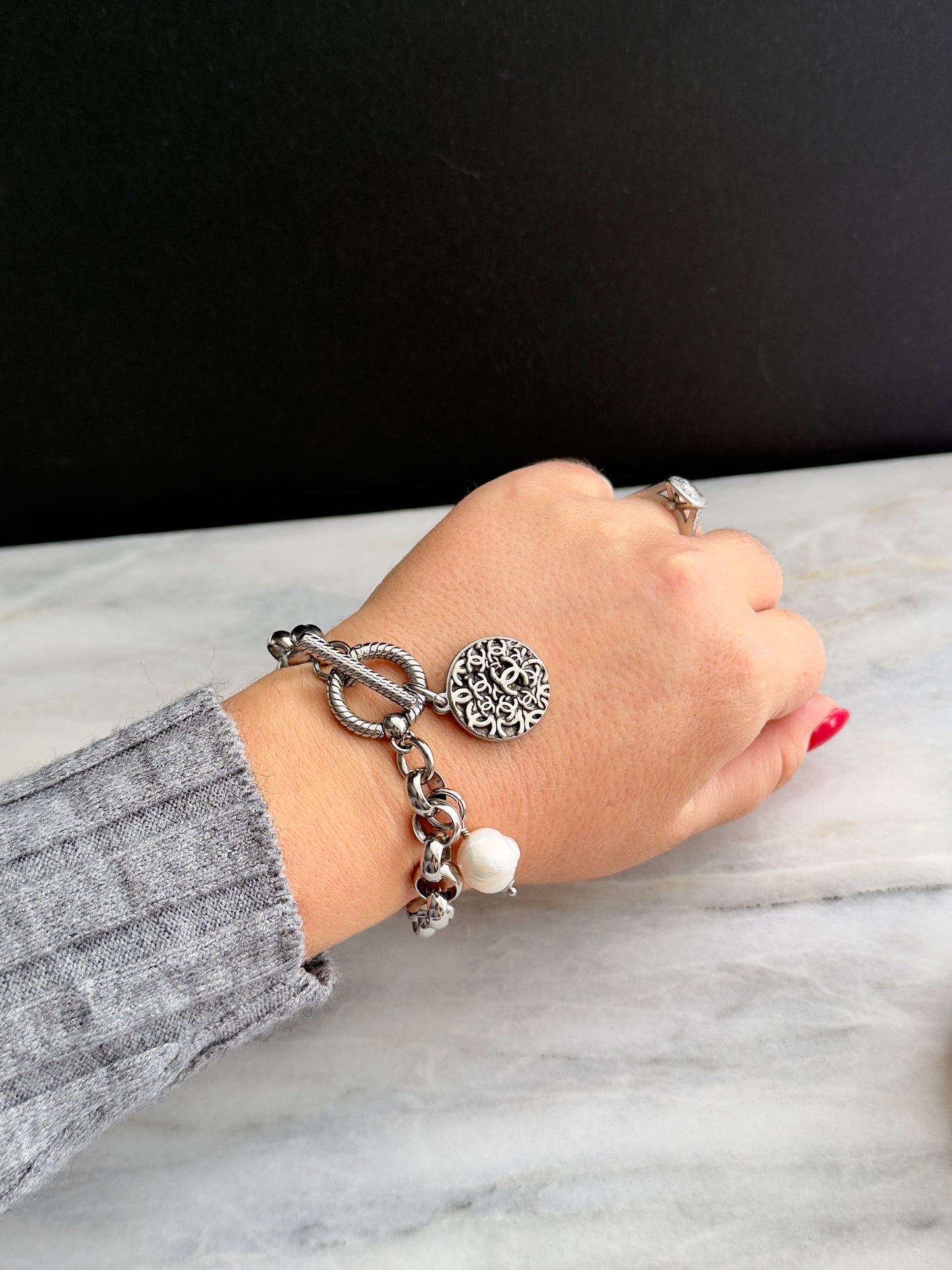 ✨ONE OF A KIND silver reworked button bracelet • rolo chain