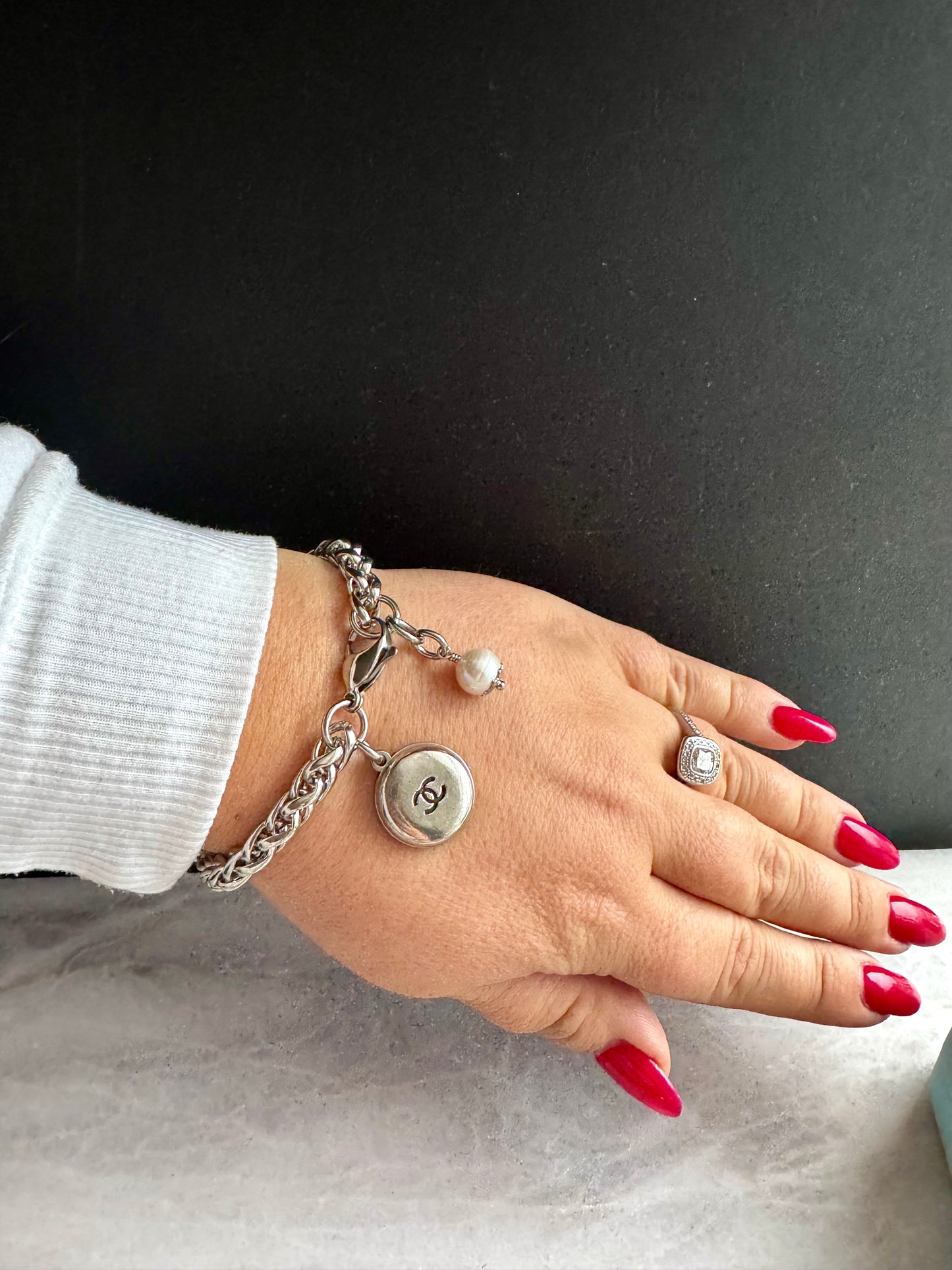 ✨ONE OF A KIND silver reworked button bracelet • wheat chain