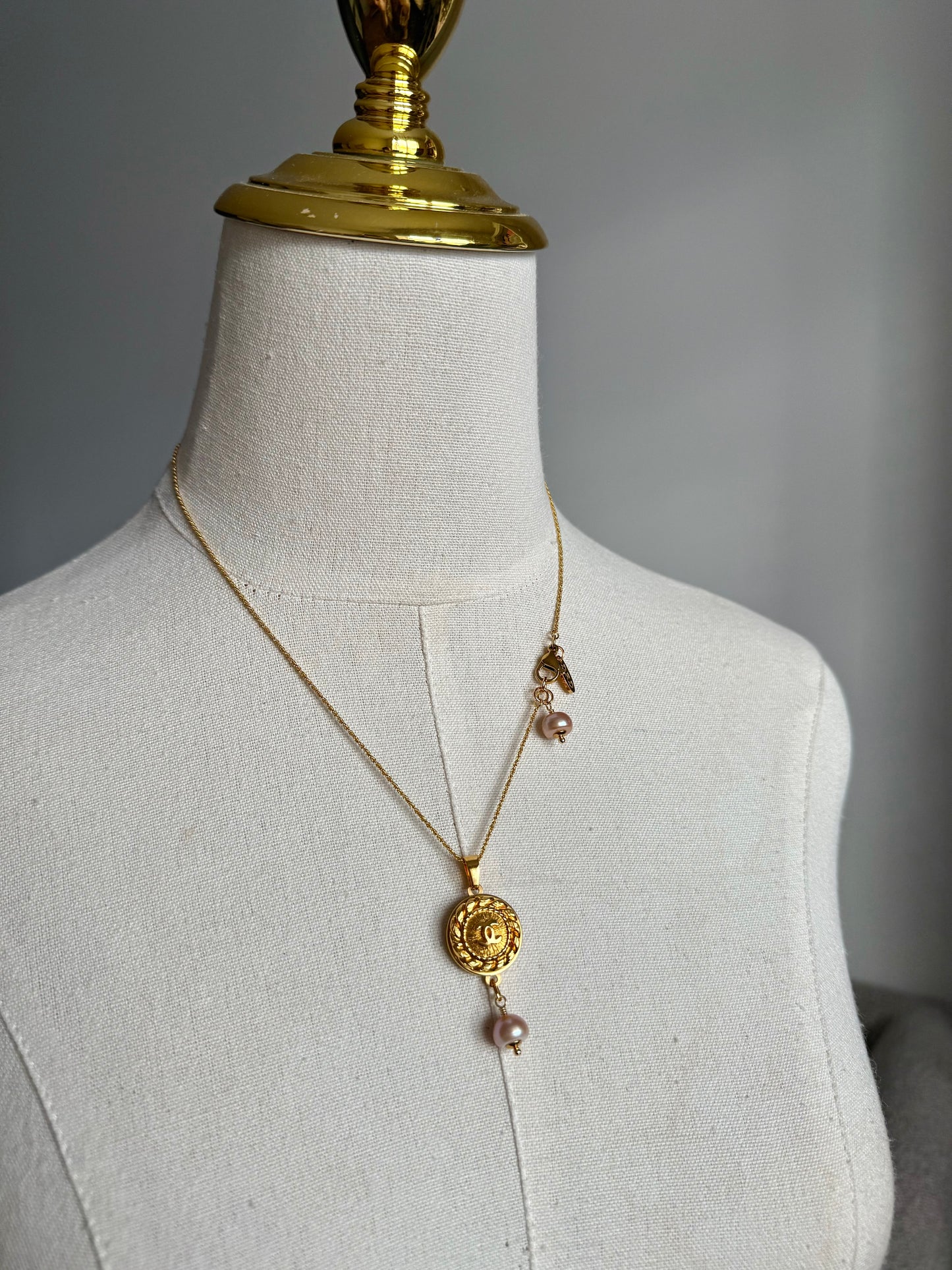 ✨ Vintage Authentic reworked Gold button Necklace. Gold vermeil over sterling silver