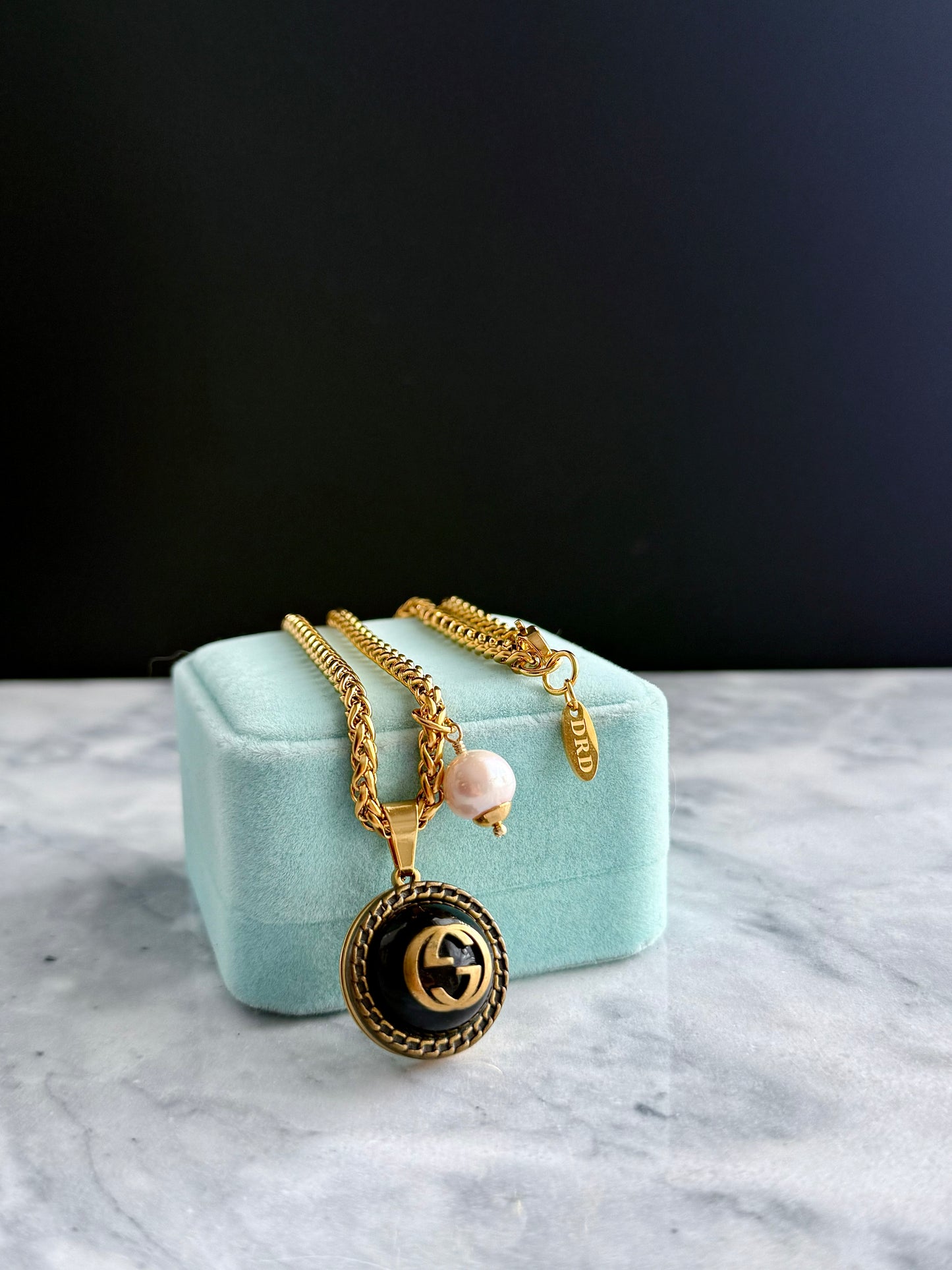 🖤Antique Gold reworked Gucci button necklace • high quality