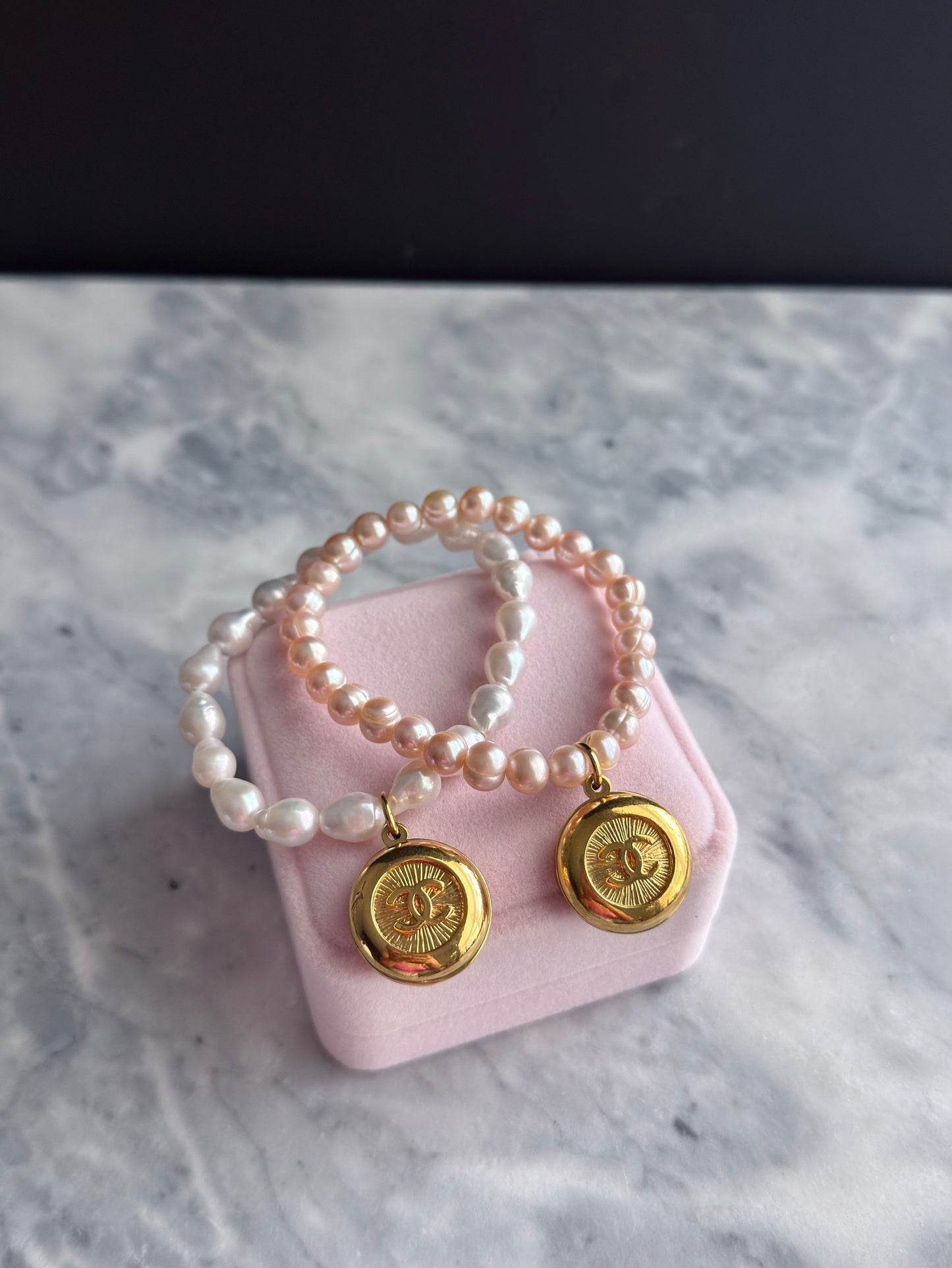 Pink pearl Authentic Reworked button bracelet 🌸