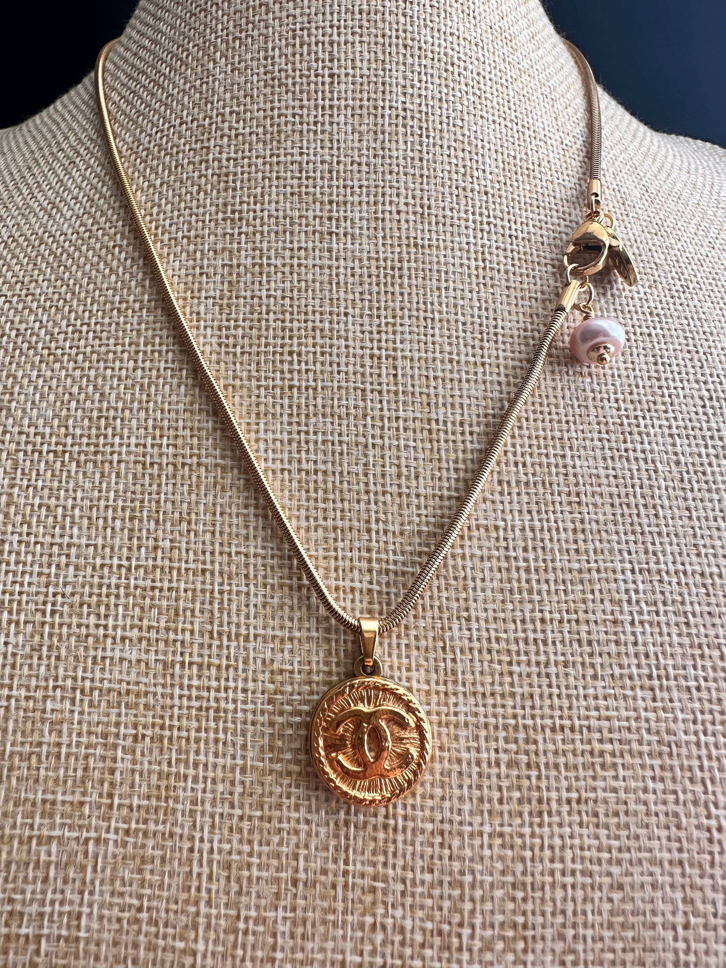 Extremely rare Vintage Authentic reworked Gold button Necklace