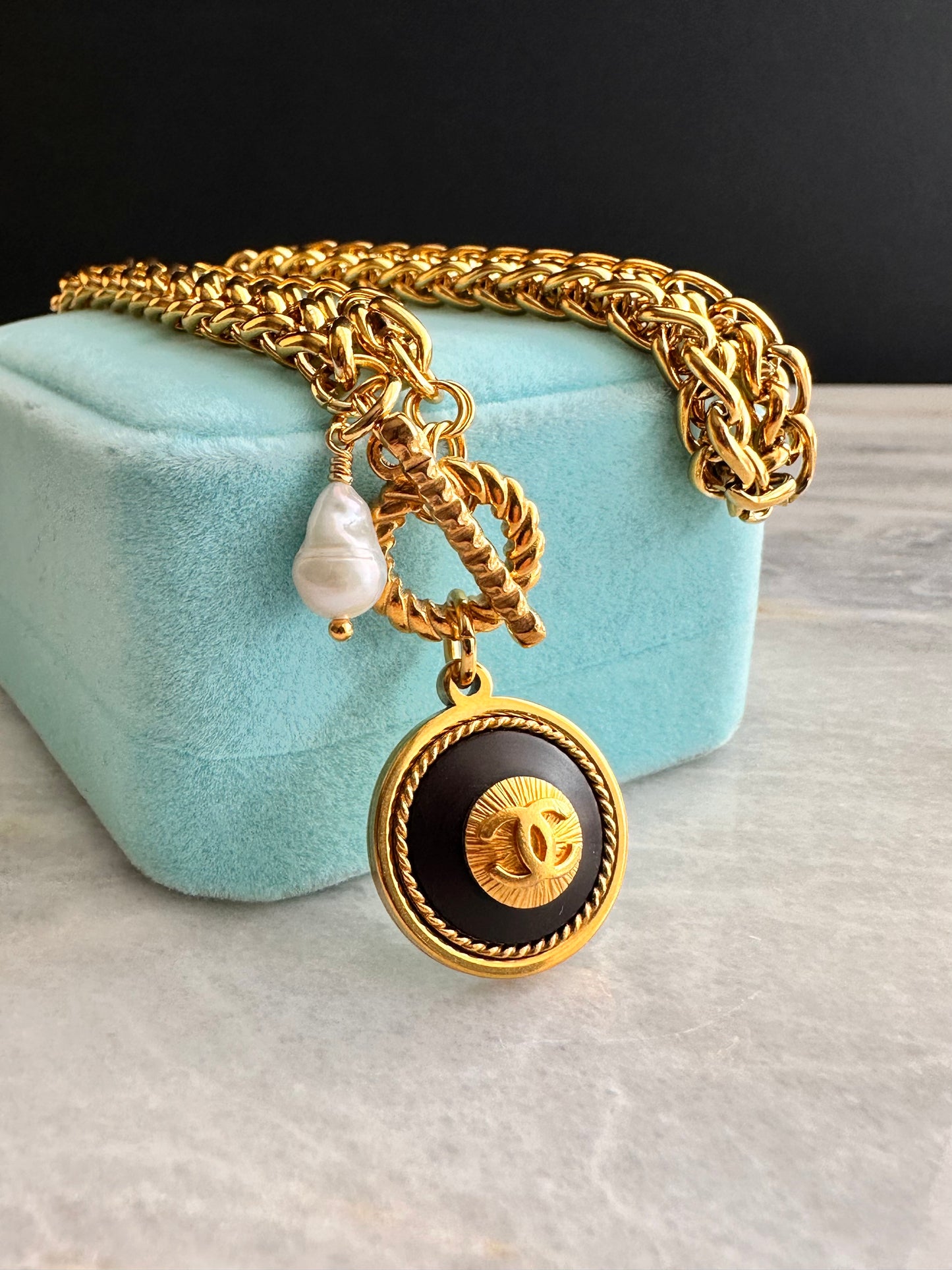 Toggle“Kitty” Vintage Authentic reworked Gold button Necklace