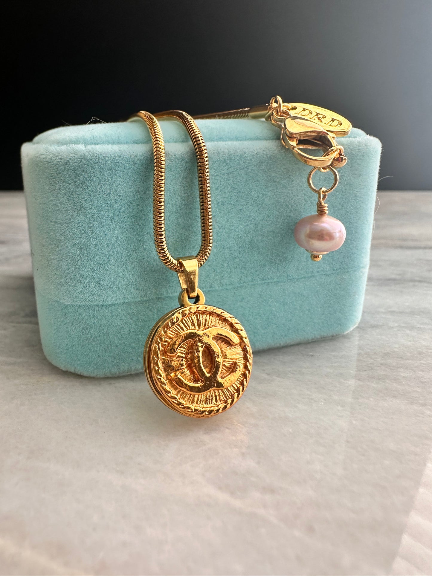 Extremely rare Vintage Authentic reworked Gold button Necklace