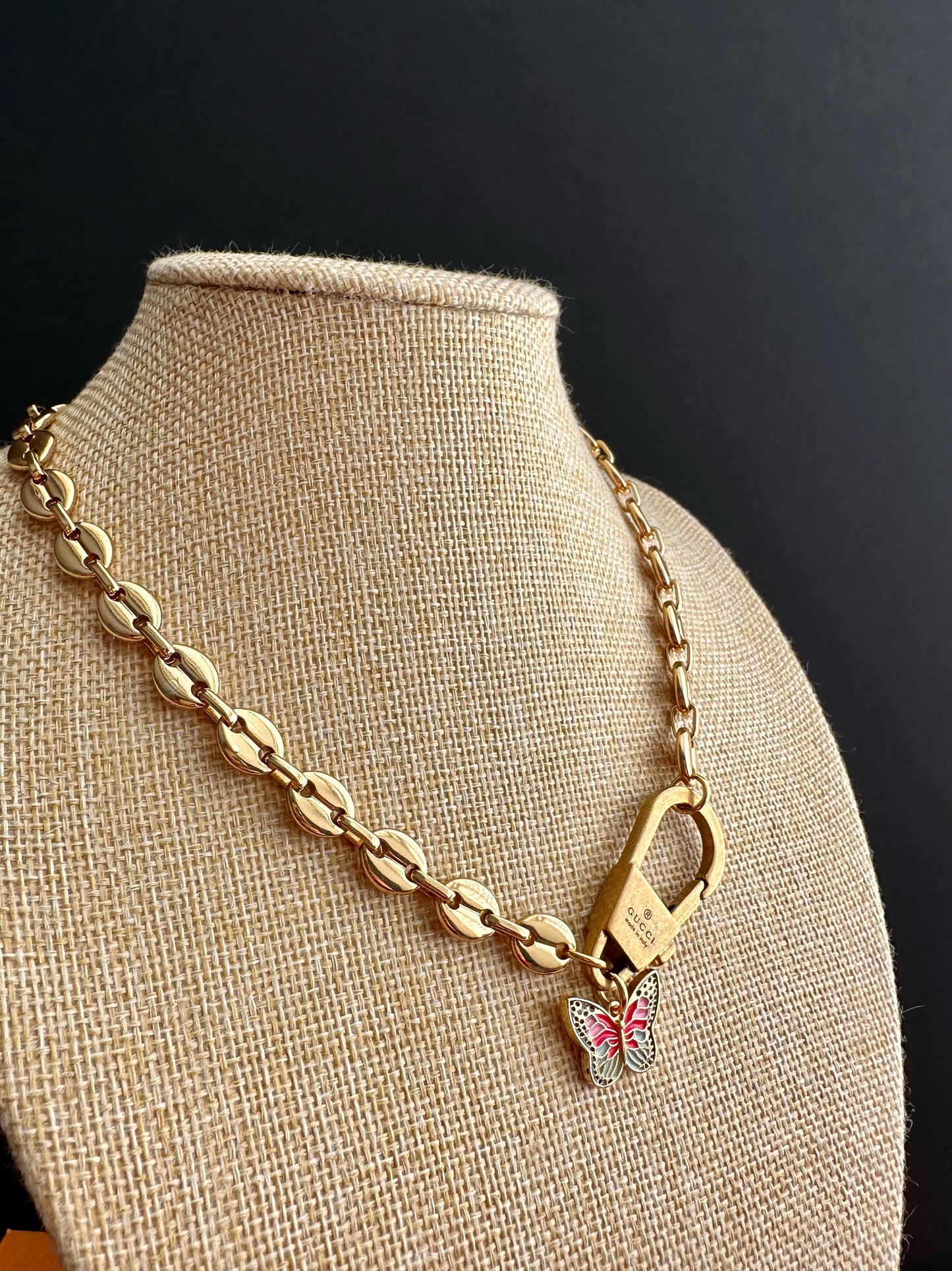 🦋 Antique Gold Vintage Gucci Keychain charm chain choker • high quality wheat chain