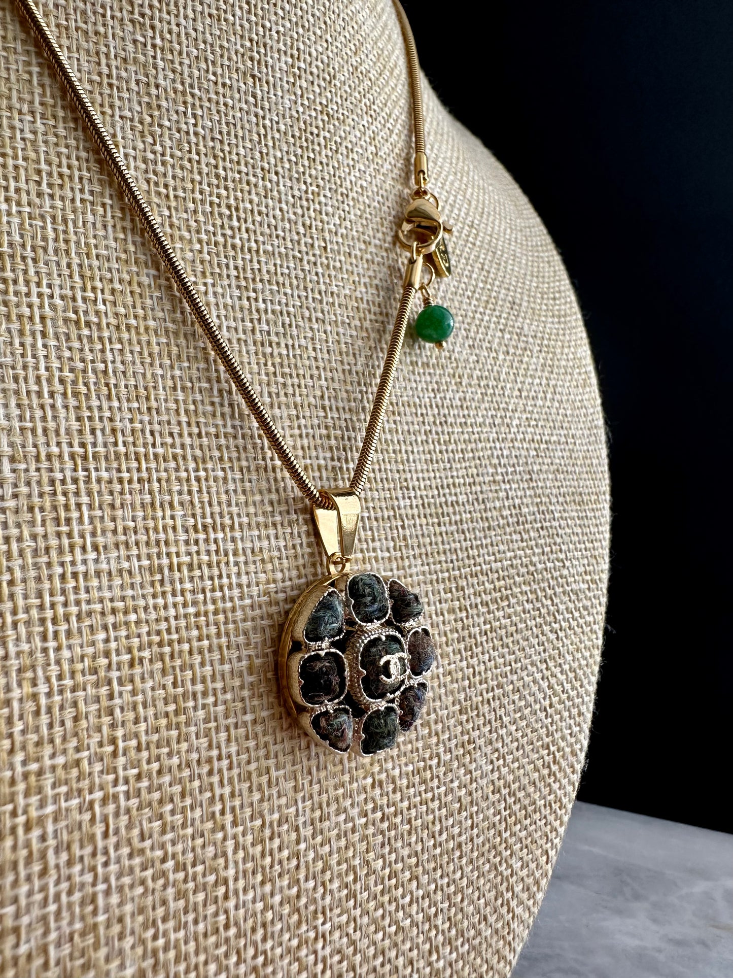 ✨ Large SUPER RARE Authentic reworked Gold button Necklace