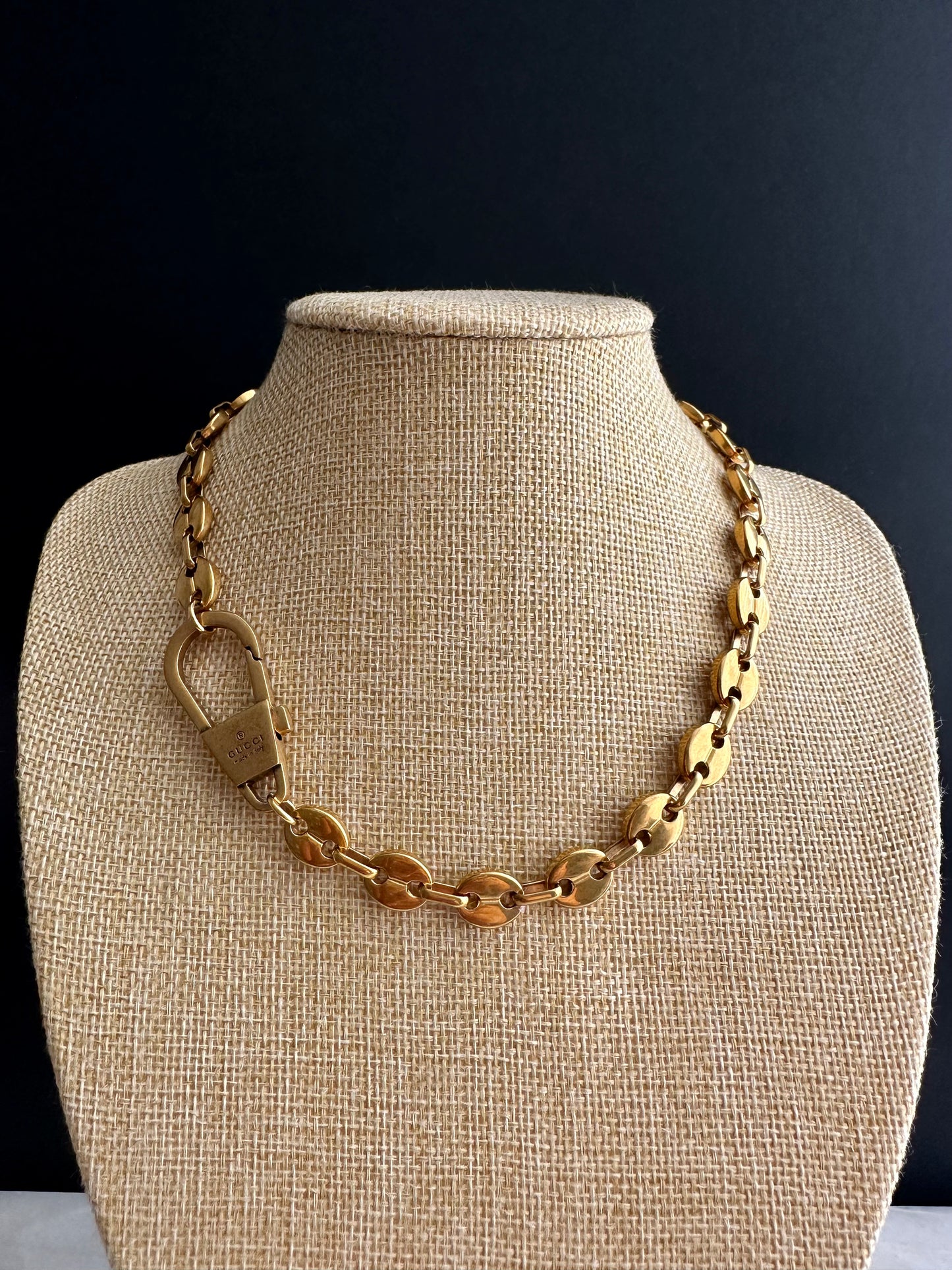 🐝 Antique Gold Vintage Gucci Keychain charm chain choker • high quality wheat chain