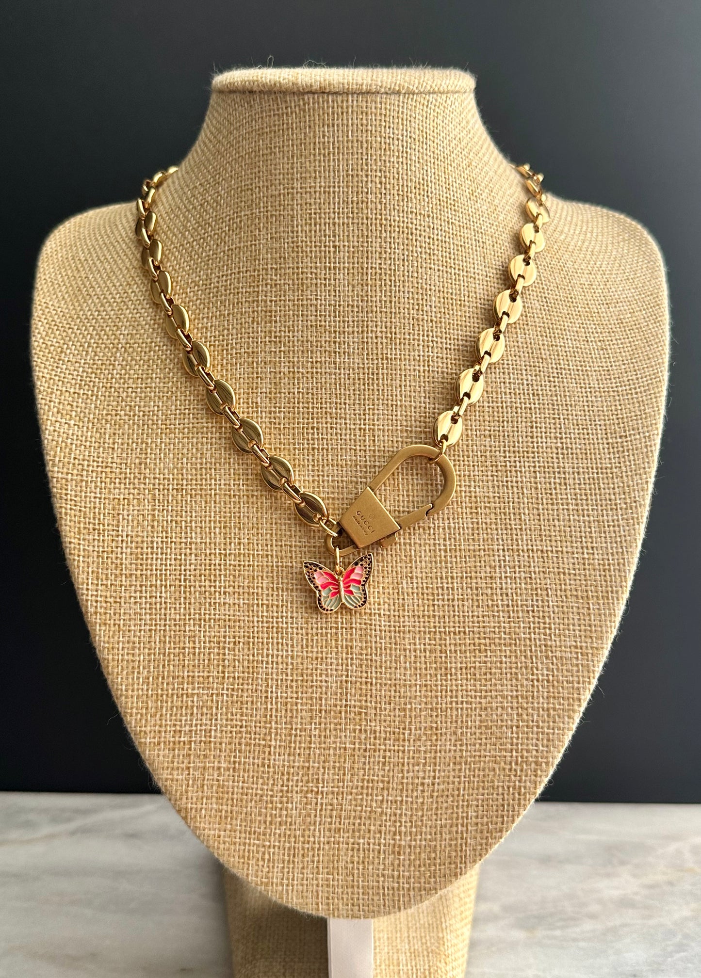 🦋 Antique Gold Vintage Gucci Keychain charm chain choker • high quality wheat chain