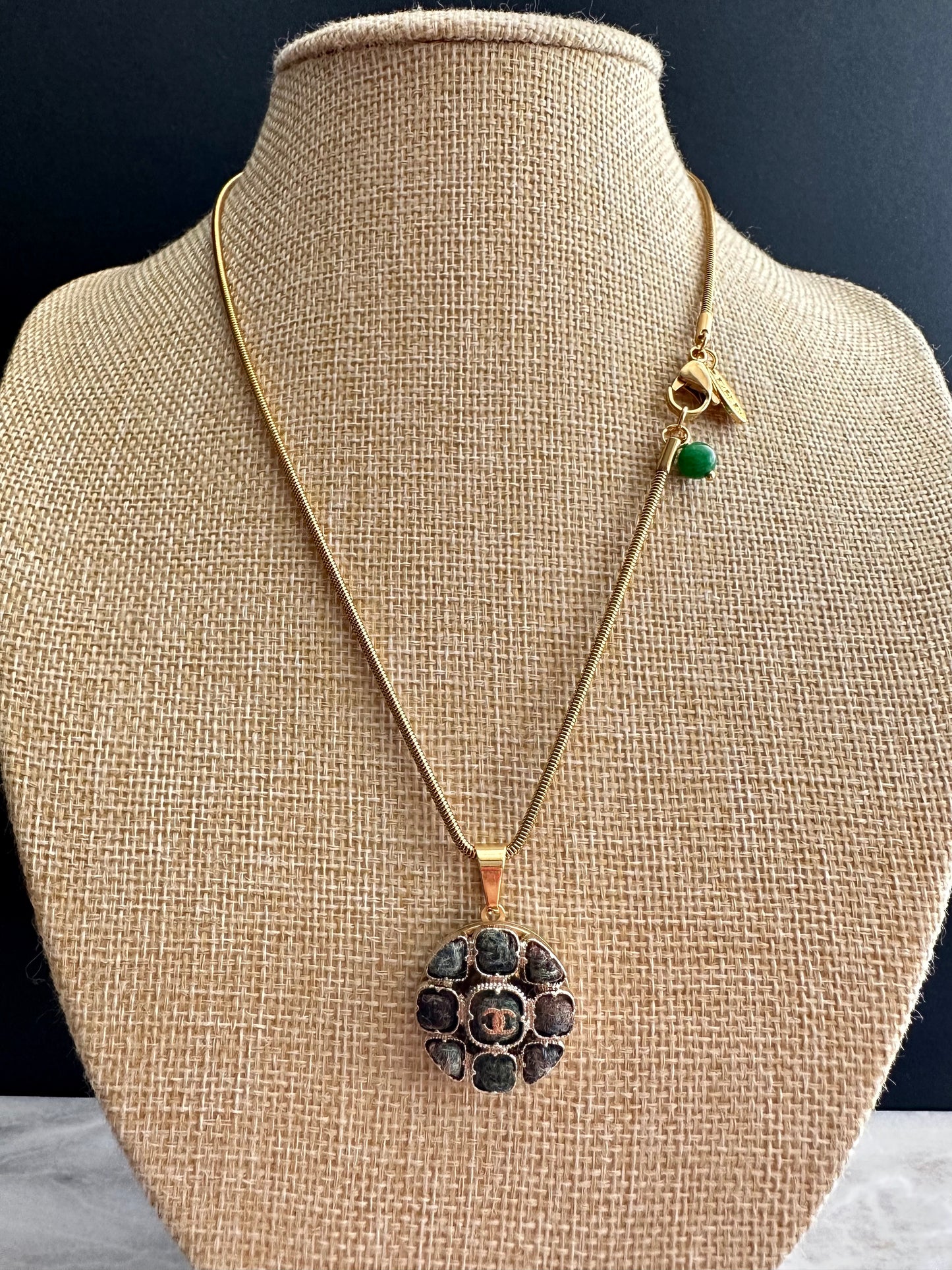 ✨ Large SUPER RARE Authentic reworked Gold button Necklace