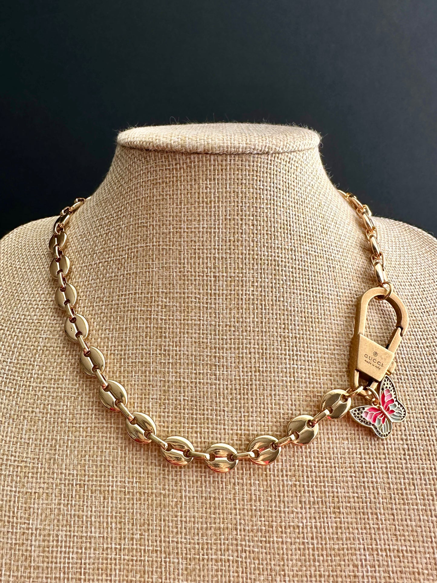 🦋 Antique Gold Vintage Gucci Keychain charm chain choker • high quality wheat chain