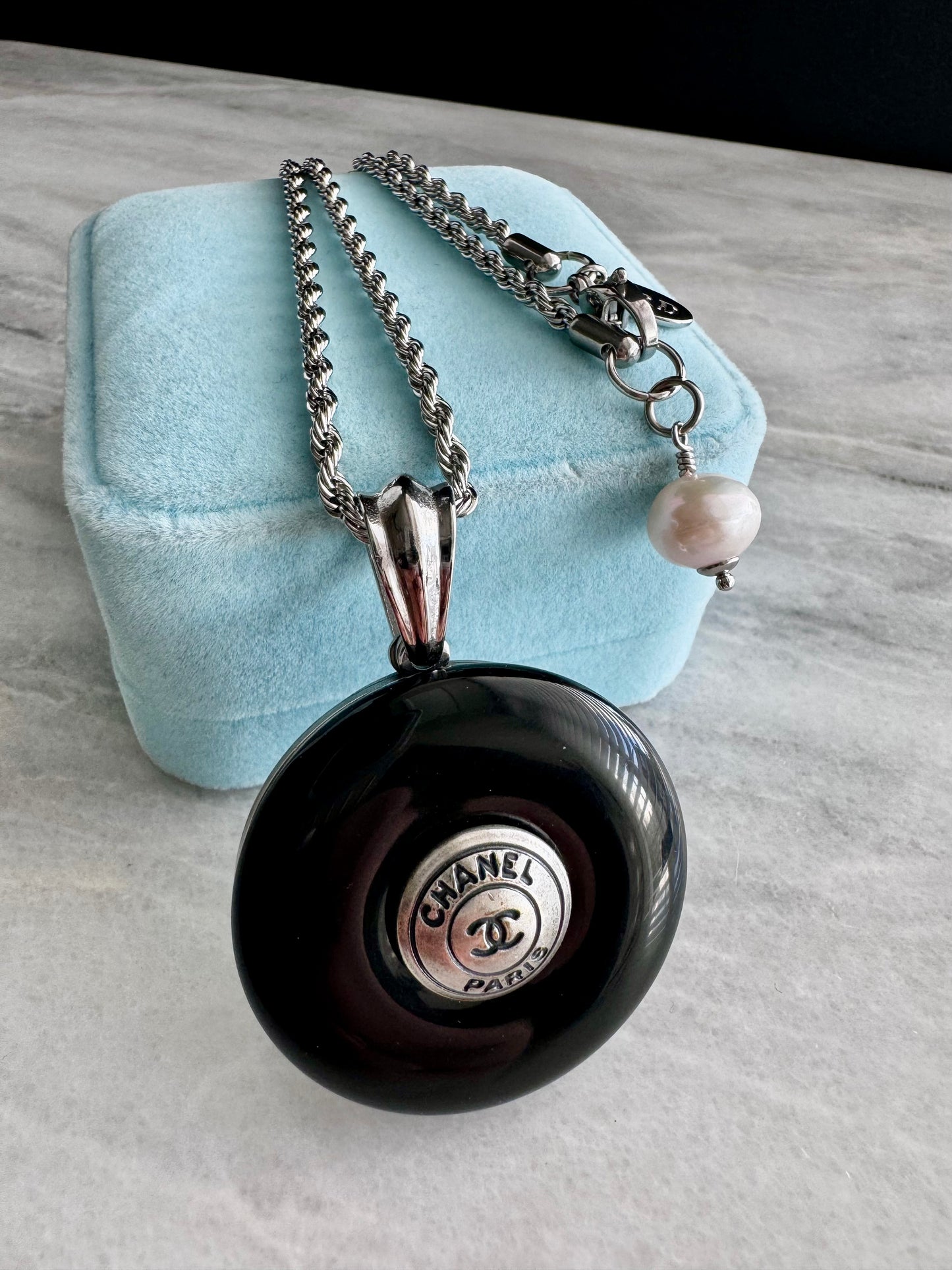 🖤 HUGE Black onyx One of a kind Authentic Reworked button necklace