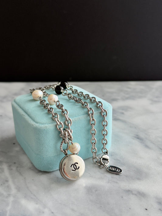 🖤 Extremely rare Authentic Reworked silver Button Necklace