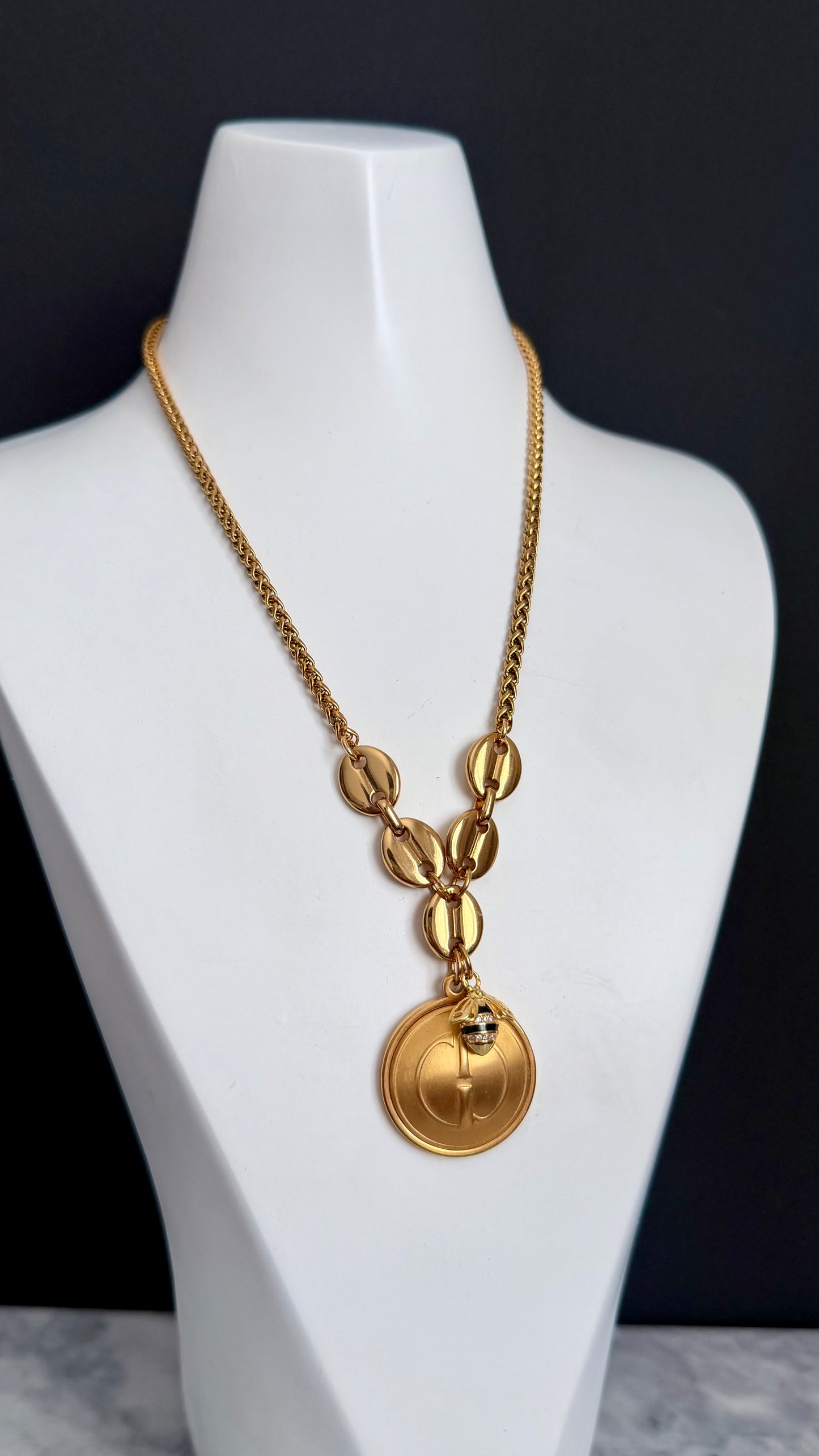 🐝 Vintage Gold Gucci charm chain necklace • high quality ✨