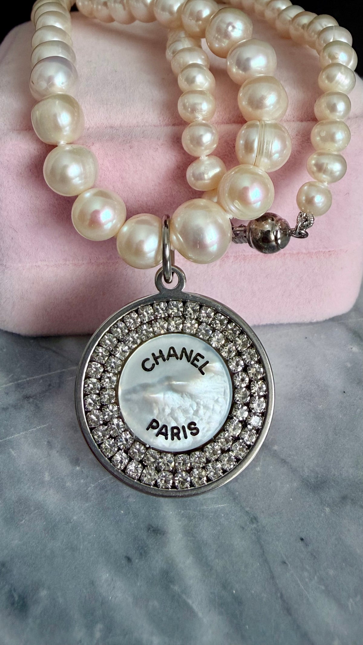 🤍 ONE OF A KIND - Authentic Button genuine pearl Necklace