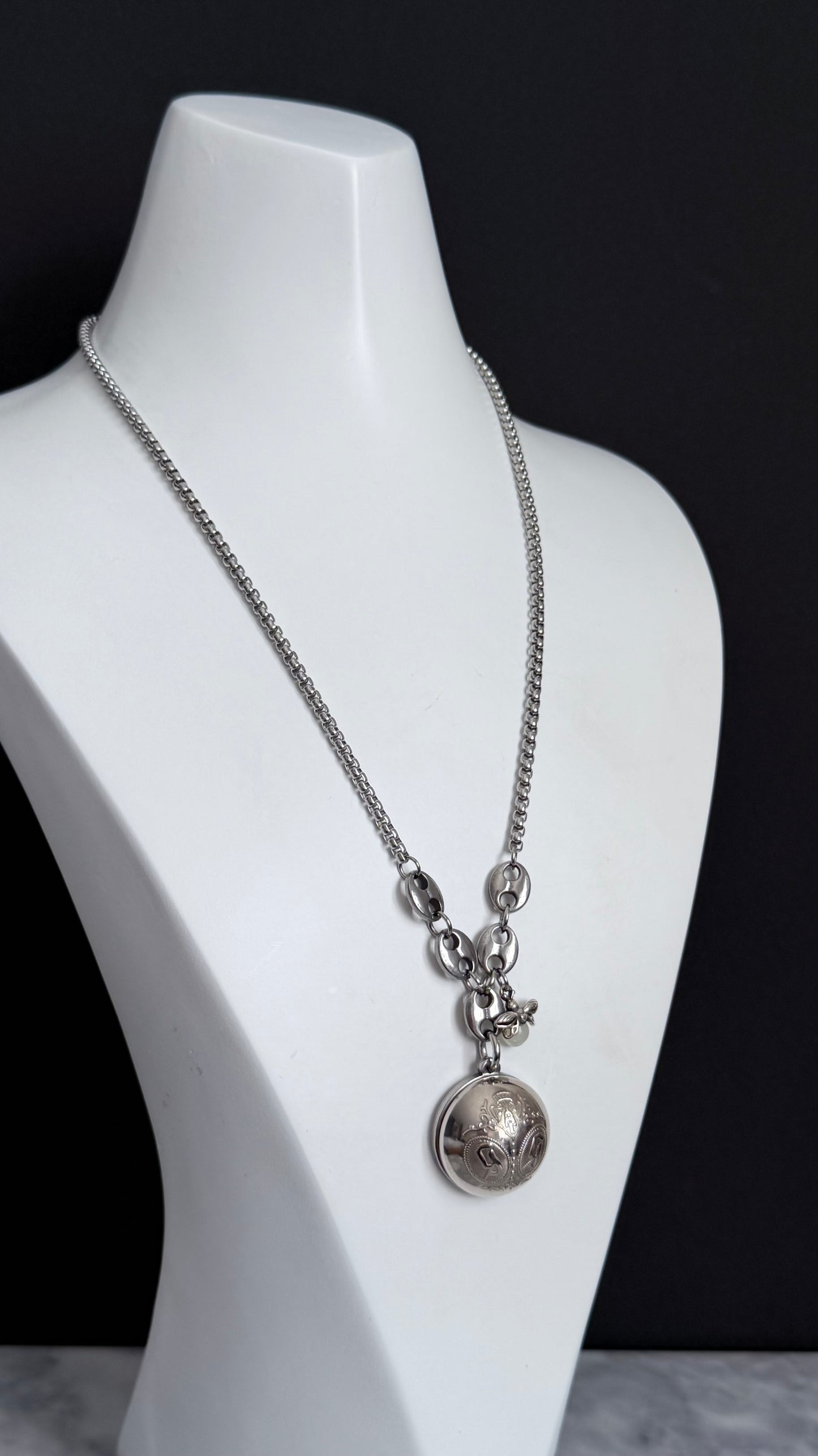 🐝 Vintage Silver Gucci charm chain necklace • high quality
