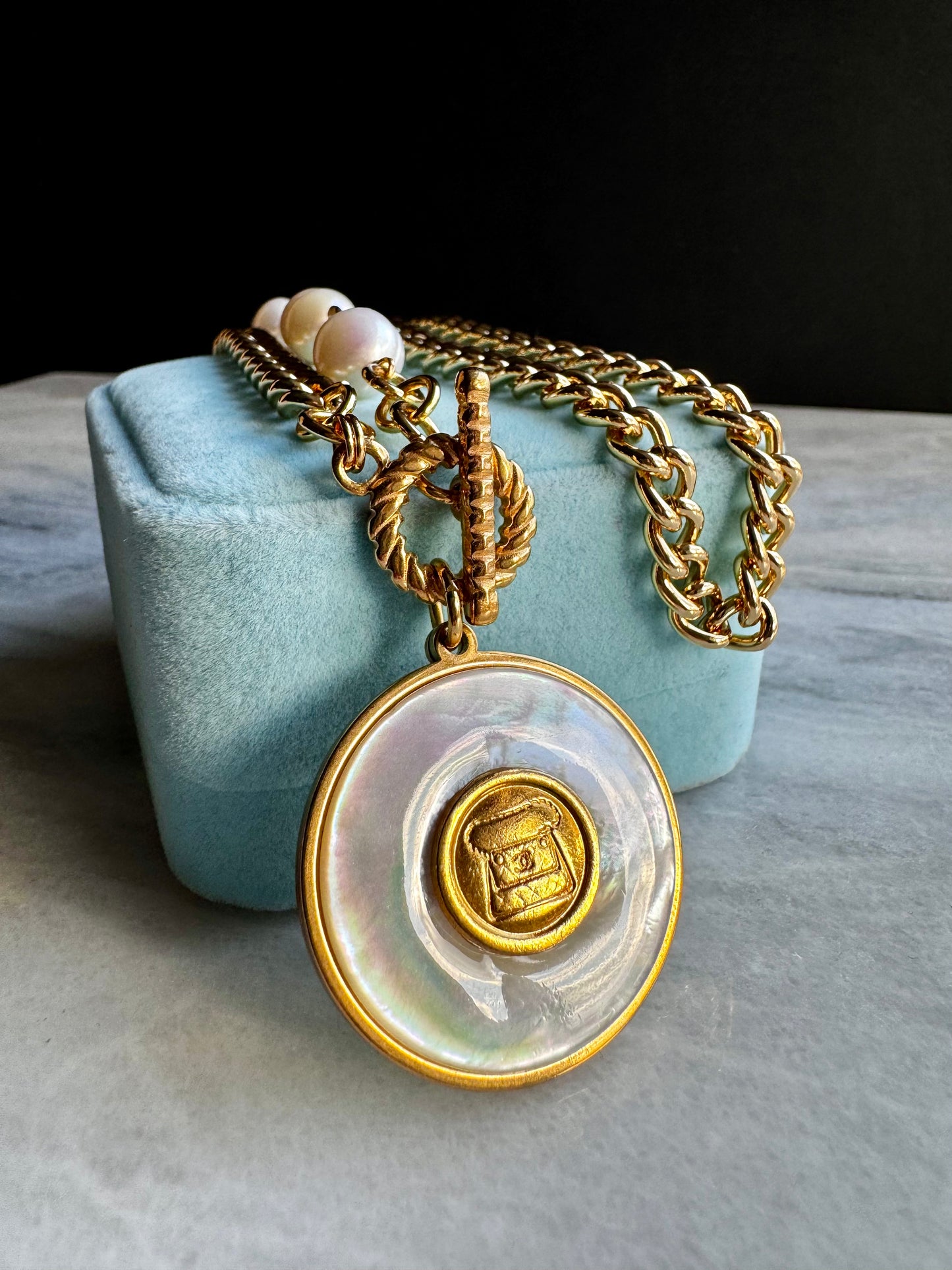 SUPER RARE Large MOTHER OF PEARL and Vintage Authentic reworked Gold button Necklace