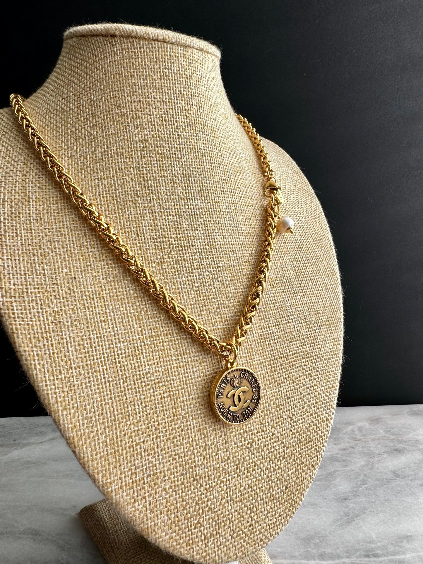 SUPER RARE Vintage Authentic reworked Gold button Necklace