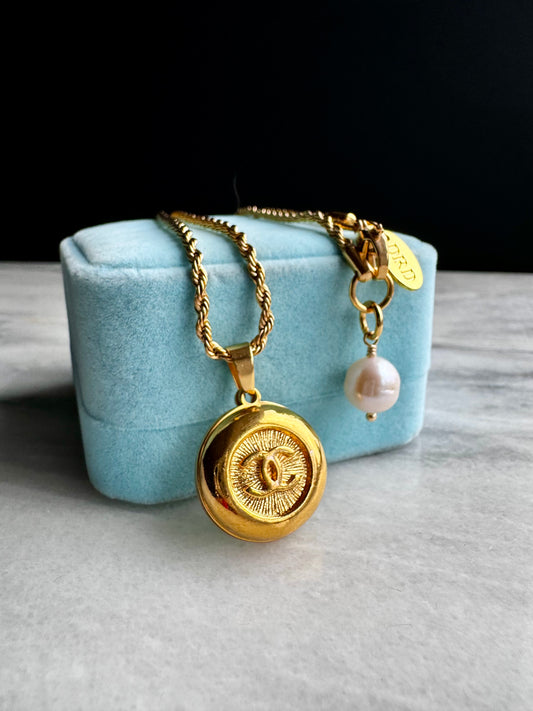 Vintage Authentic reworked Gold button Necklace