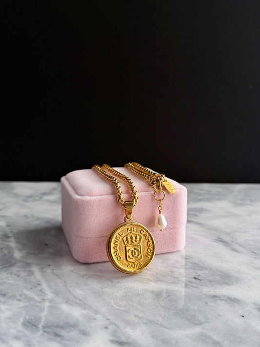 ✨HUGE CC Extremely rare Authentic Reworked gold Crown Button Necklace