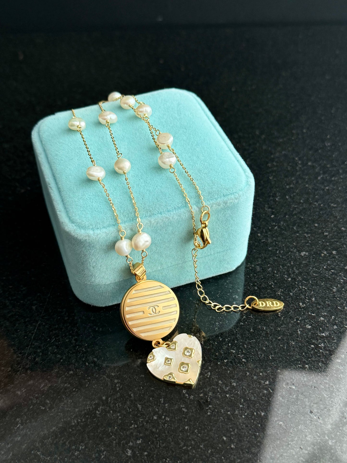 🤍 One of a kind delicate Authentic Reworked button necklace
