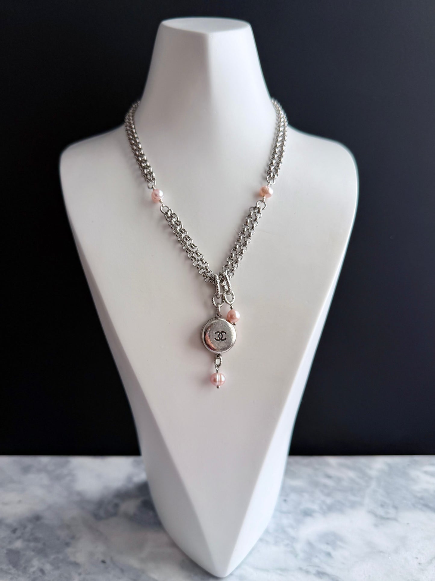 ✨ Extremely rare Authentic Reworked silver Button Necklace