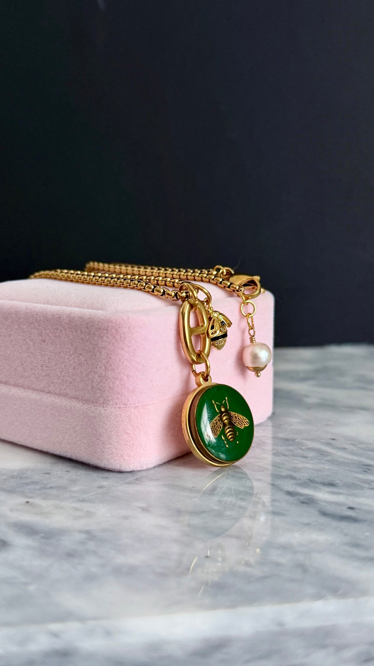 ✨🐝💚 Vintage Gold Gucci charm chain necklace • extremely rare ✨