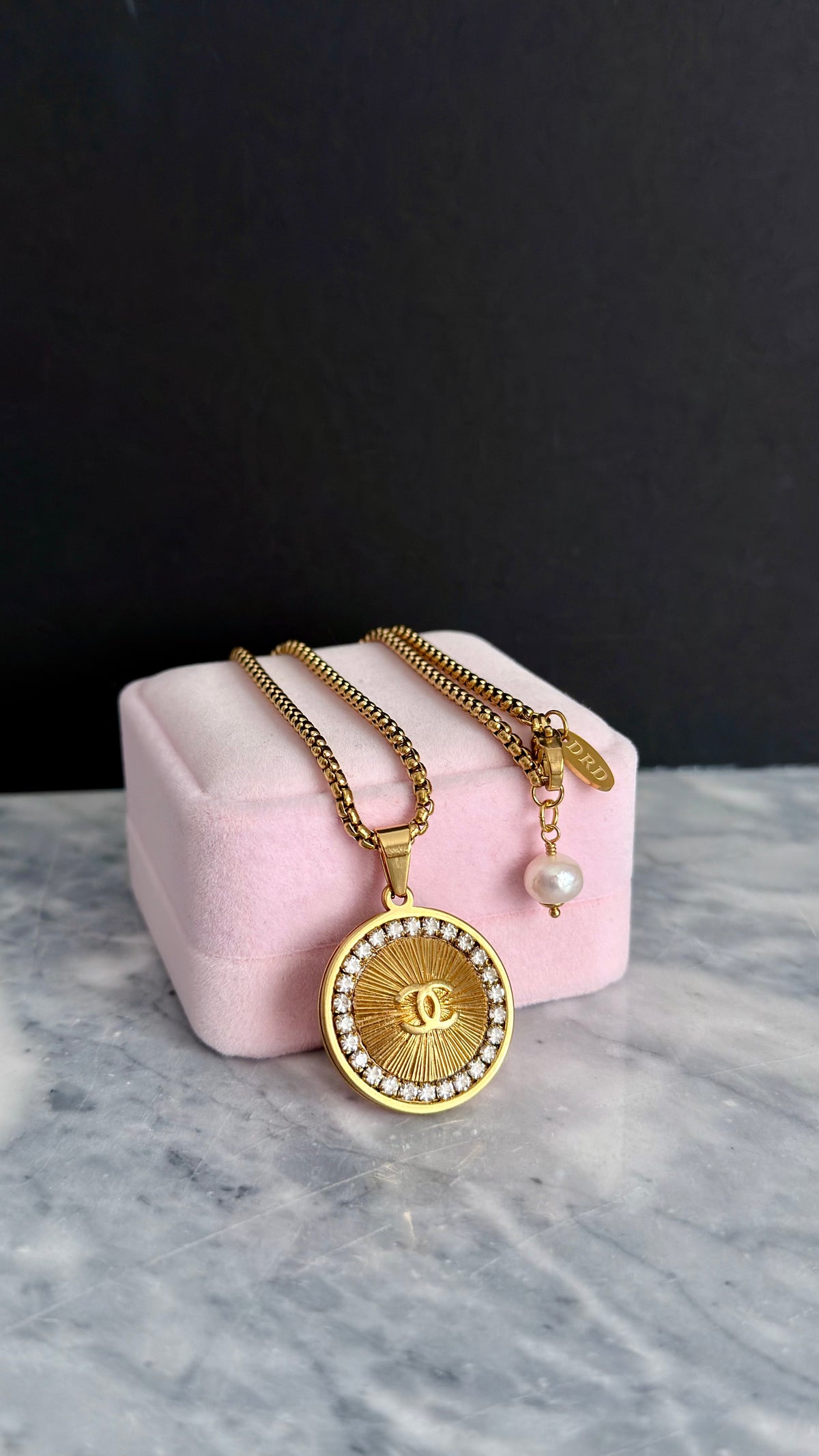 ✨ RARE Large Vintage Authentic reworked Gold button Necklace
