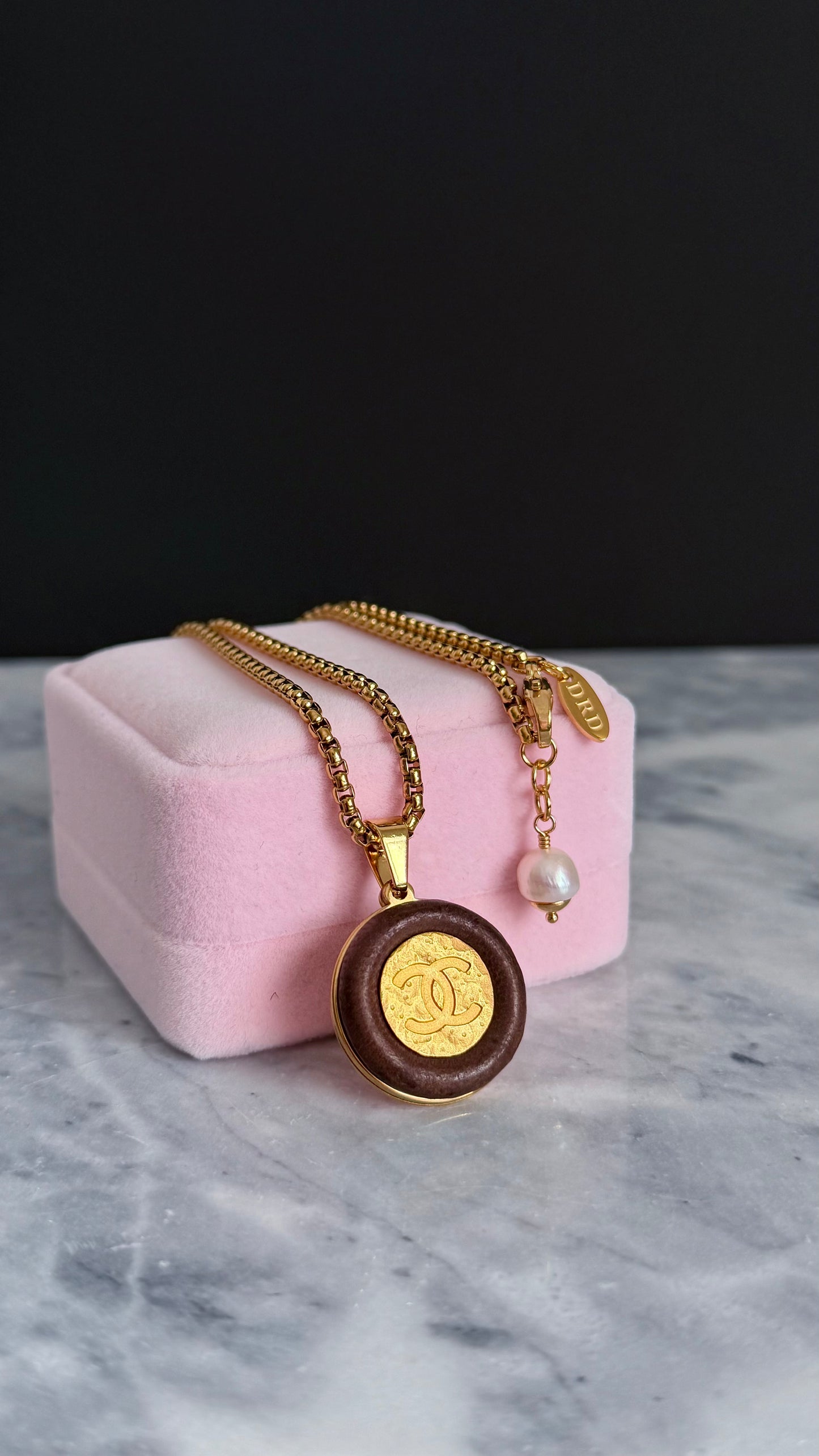 🤎 LARGE EXTREMELY RARE reworked button necklace