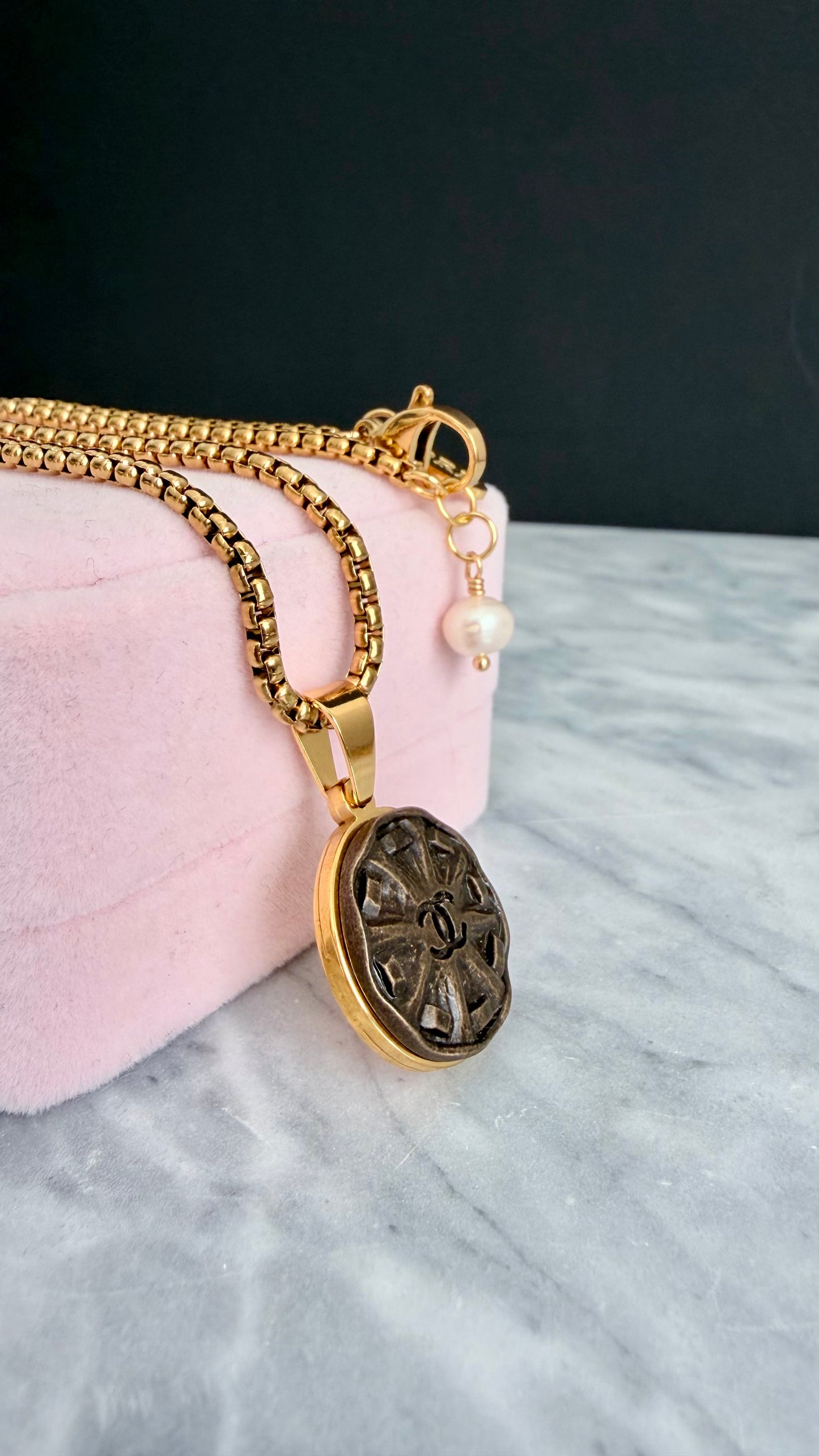 ✨ Vintage Authentic reworked Antique Gold button Necklace