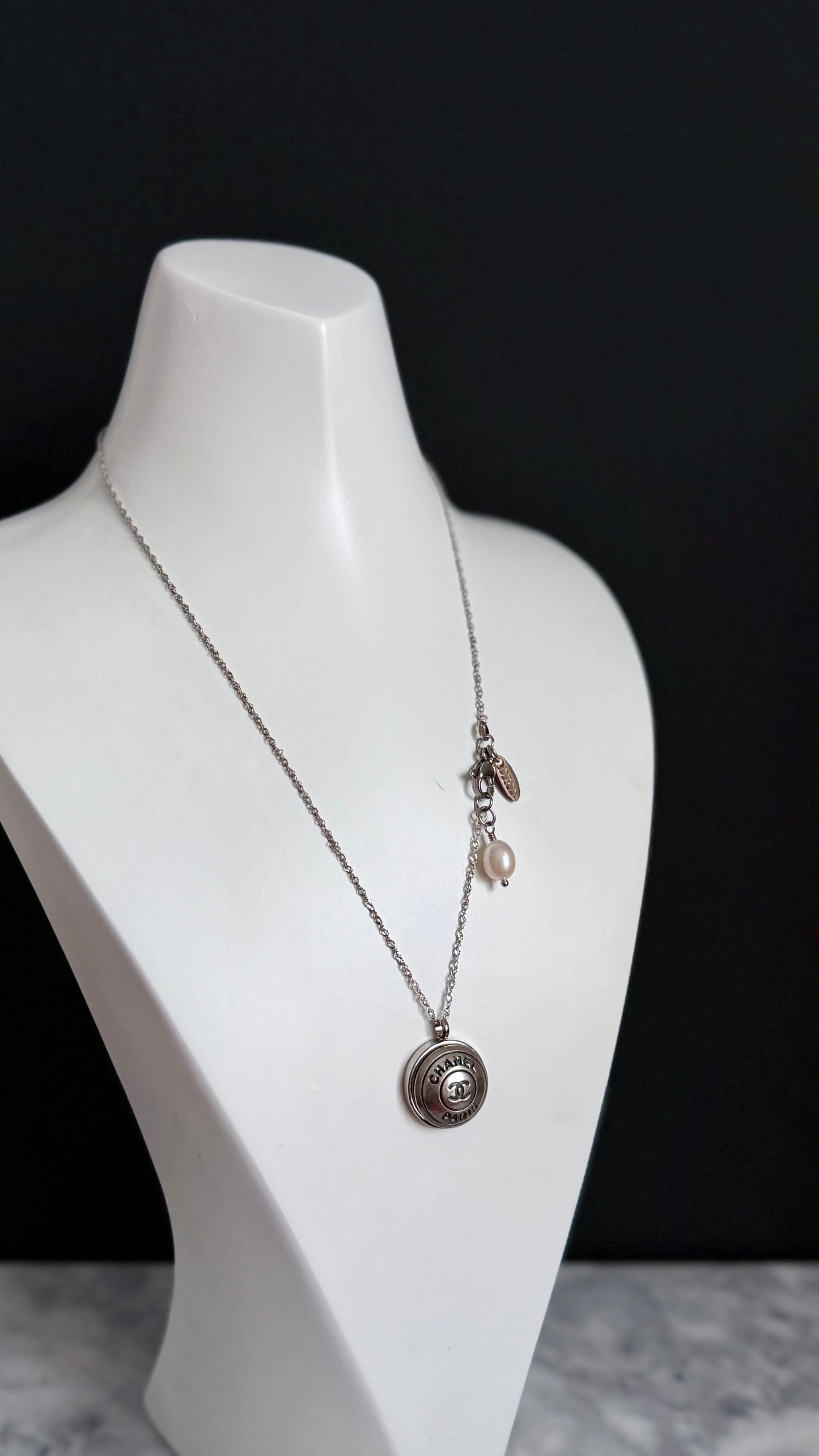 🖤 Reworked Authentic sterling silver button necklace with sterling silver chain