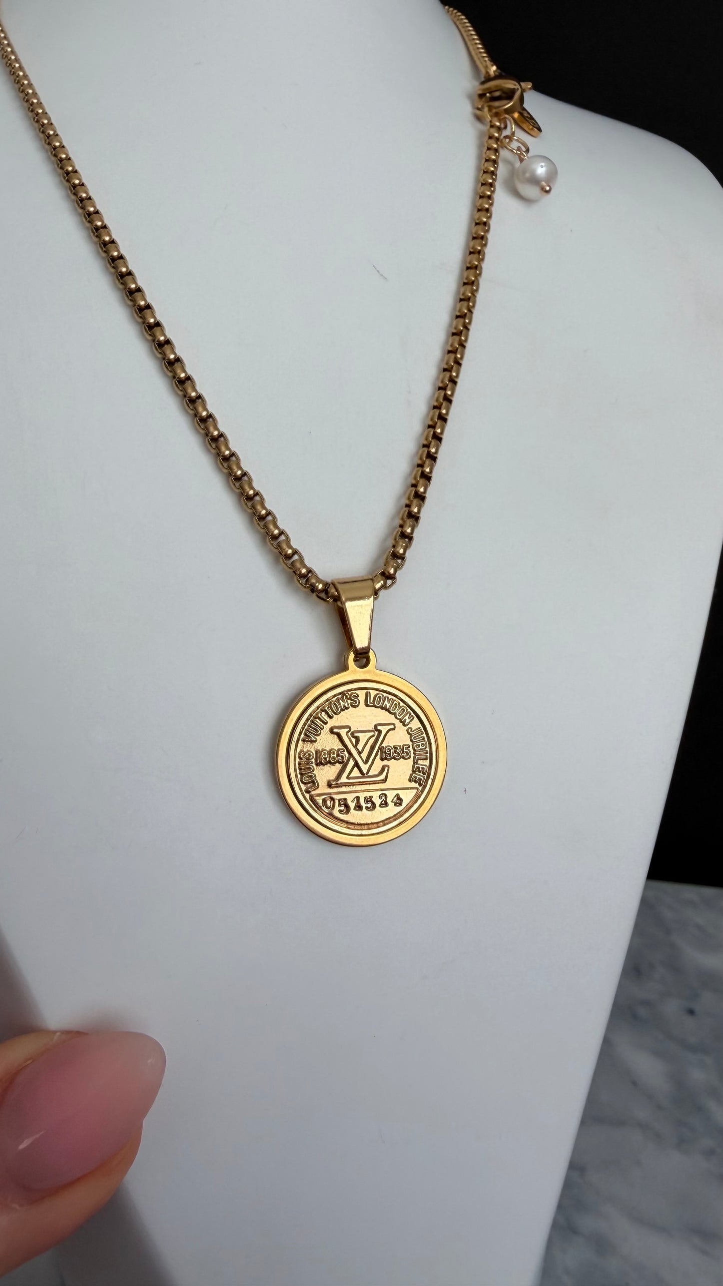 ✨Authentic gold reworked Louis Vuitton button Necklace - VERY rare!