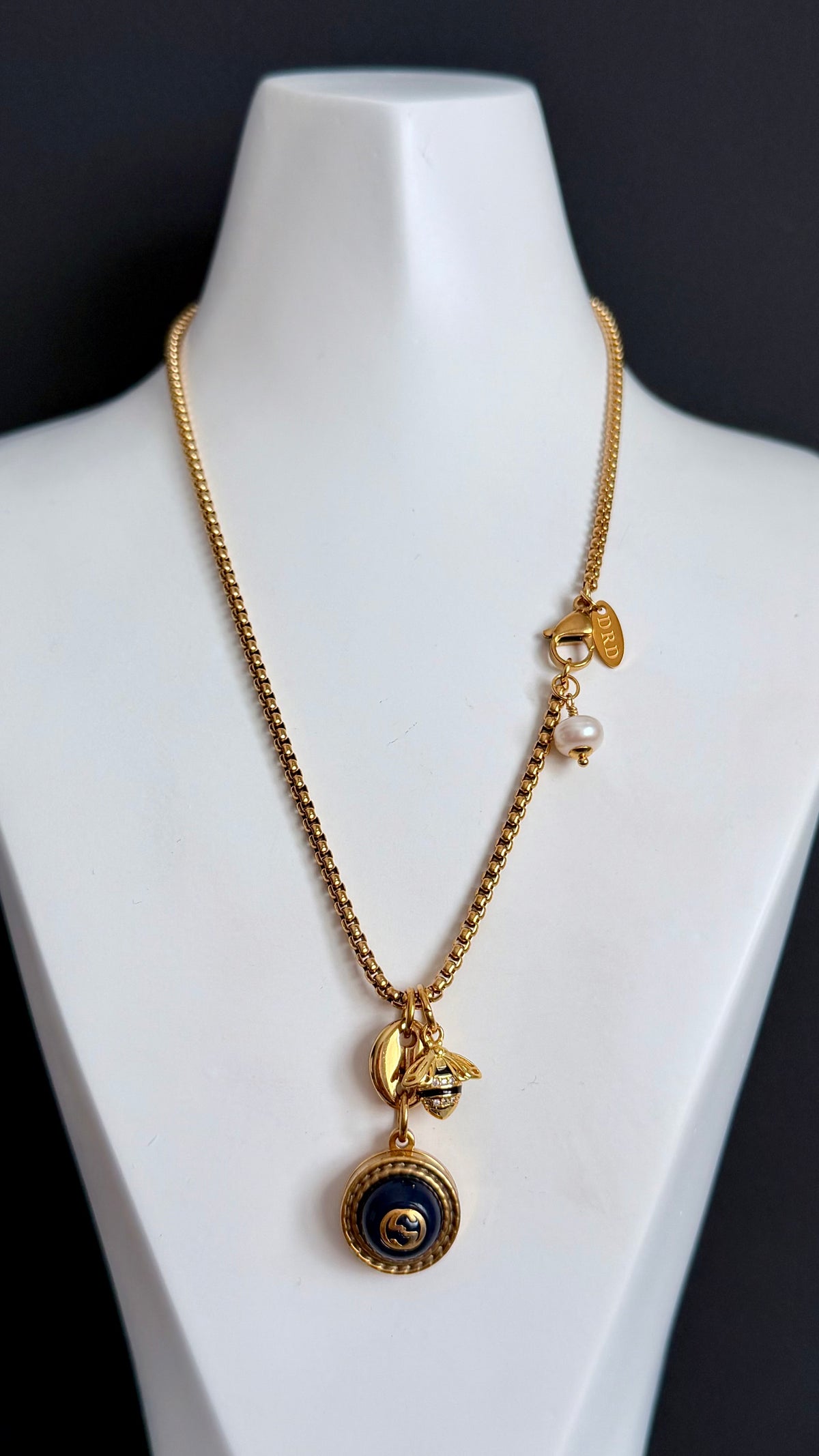 ✨🐝 Vintage Gold Gucci charm chain necklace • extremely rare ✨