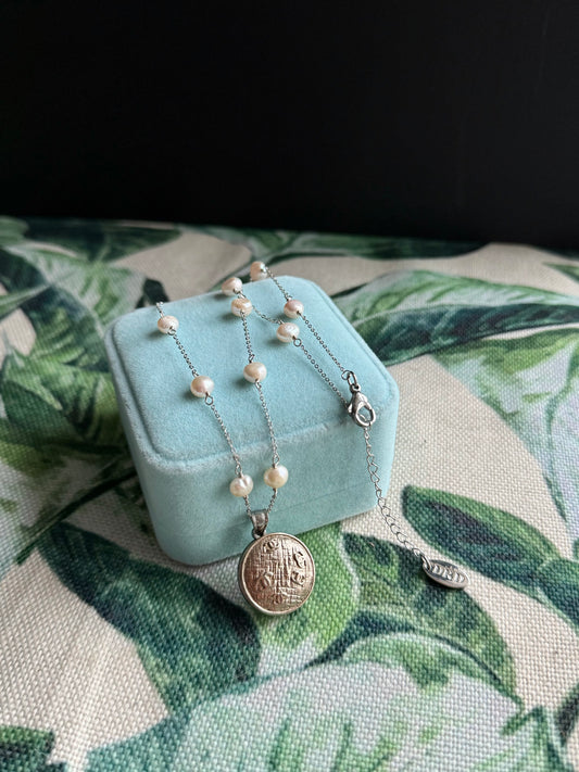 🤍 One of a kind Authentic Reworked button pearl necklace