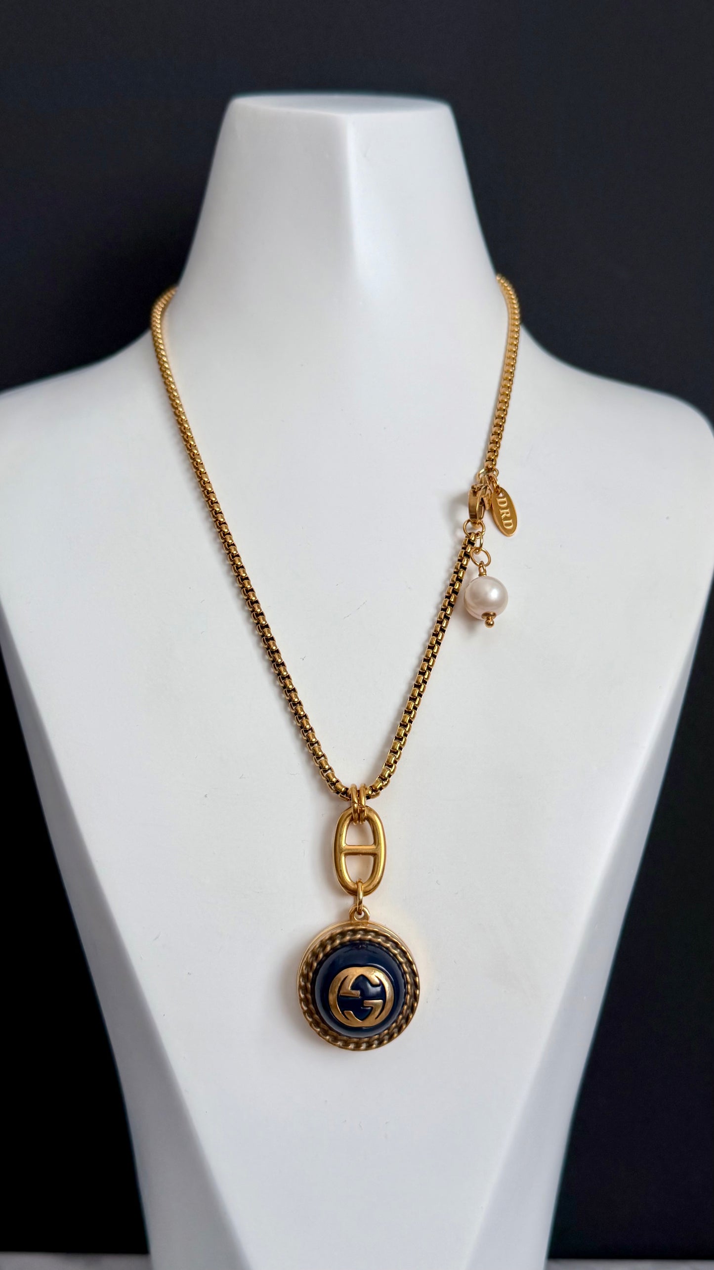 Vintage Gold Gucci charm chain necklace • extremely rare