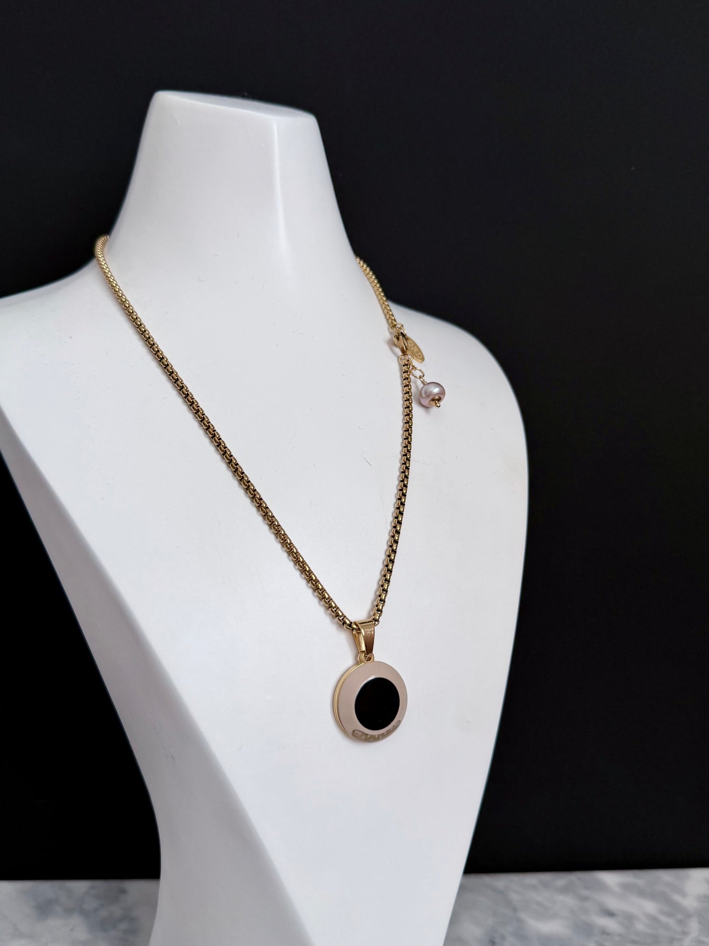 ✨Extremely rare Authentic Reworked gold Button Necklace