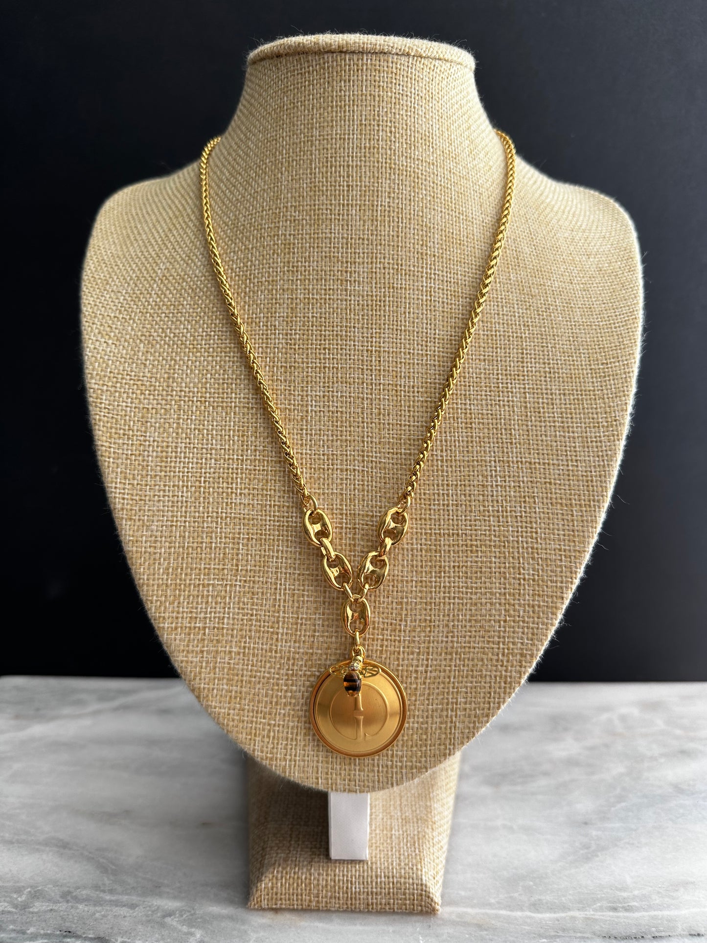 Antique Gold Vintage Gucci charm chain necklace • high quality