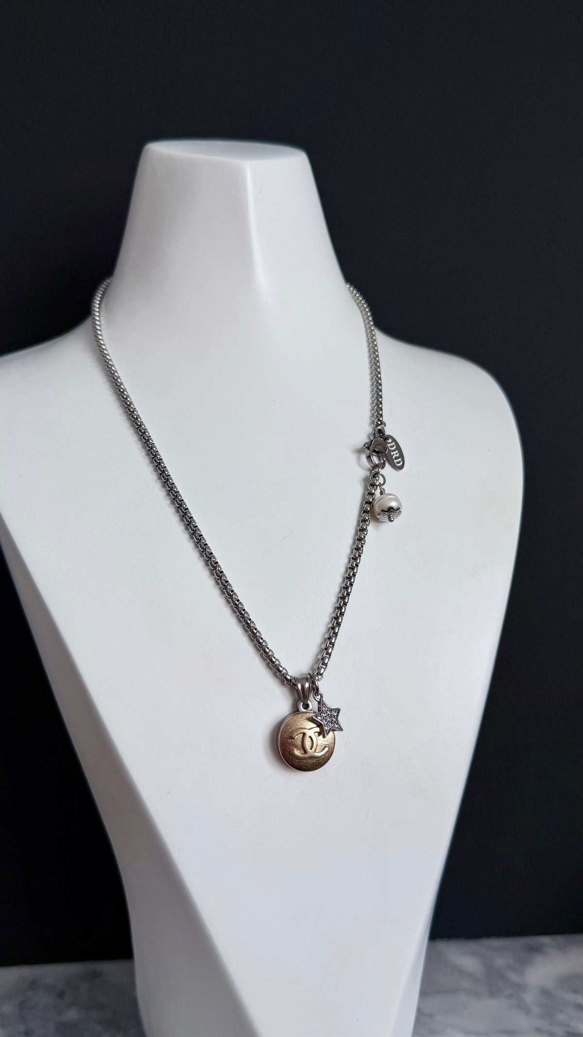 💖 Small Mixed metal Authentic silver chain button necklace