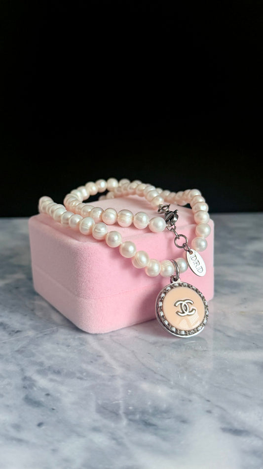 🤍 ONE OF A KIND - Authentic Button genuine pearl Necklace