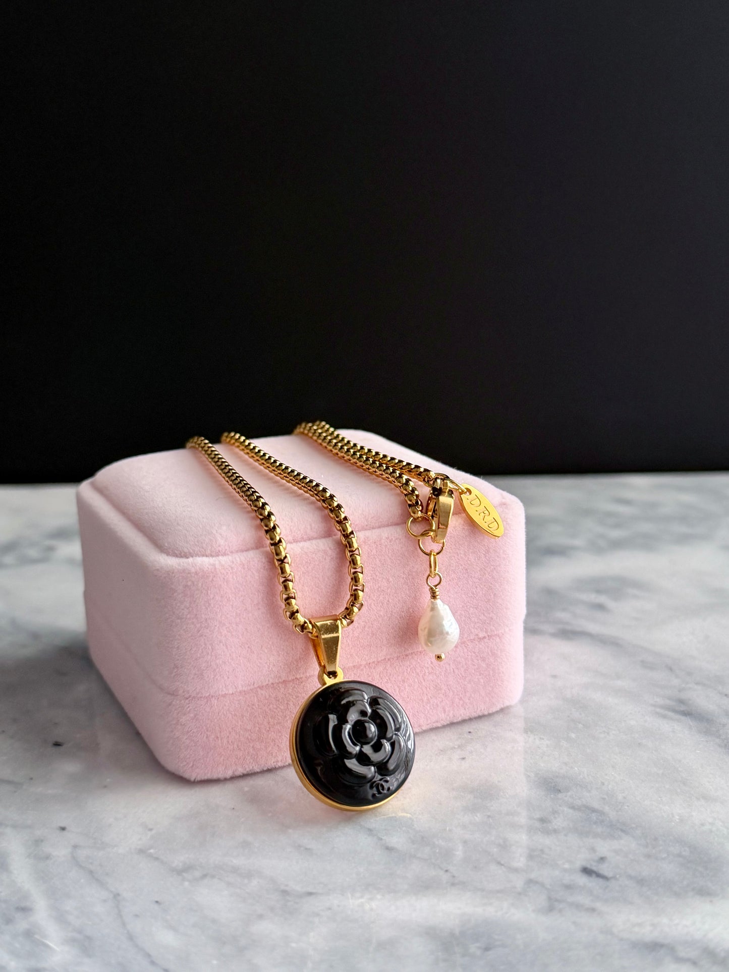 🌼 CAMELLIA 🌼 Extremely rare Vintage Authentic reworked Gold button Necklace - ONE OF A KIND